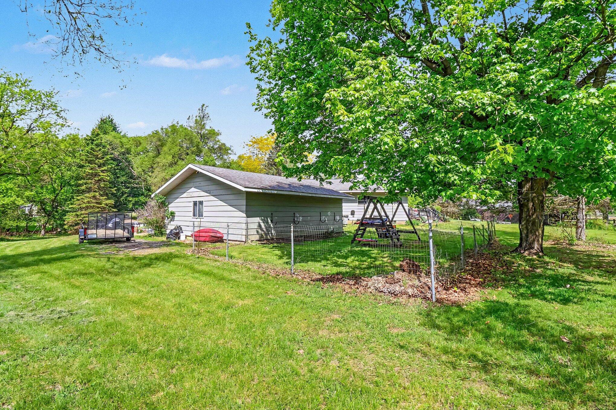 165 East Avenue Property Photo 24
