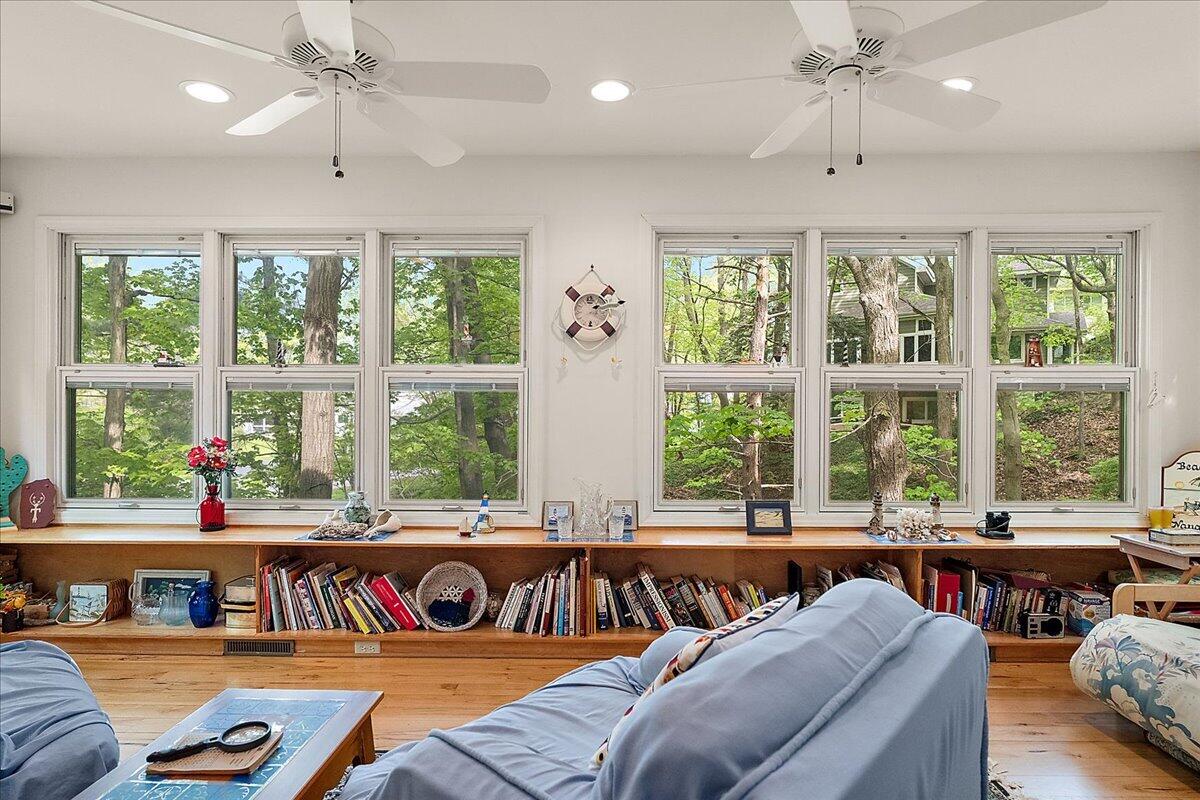 604 Pine Lane Property Photo 10