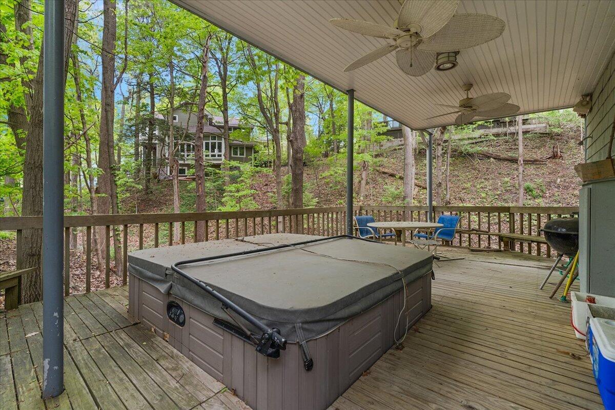 604 Pine Lane Property Photo 38