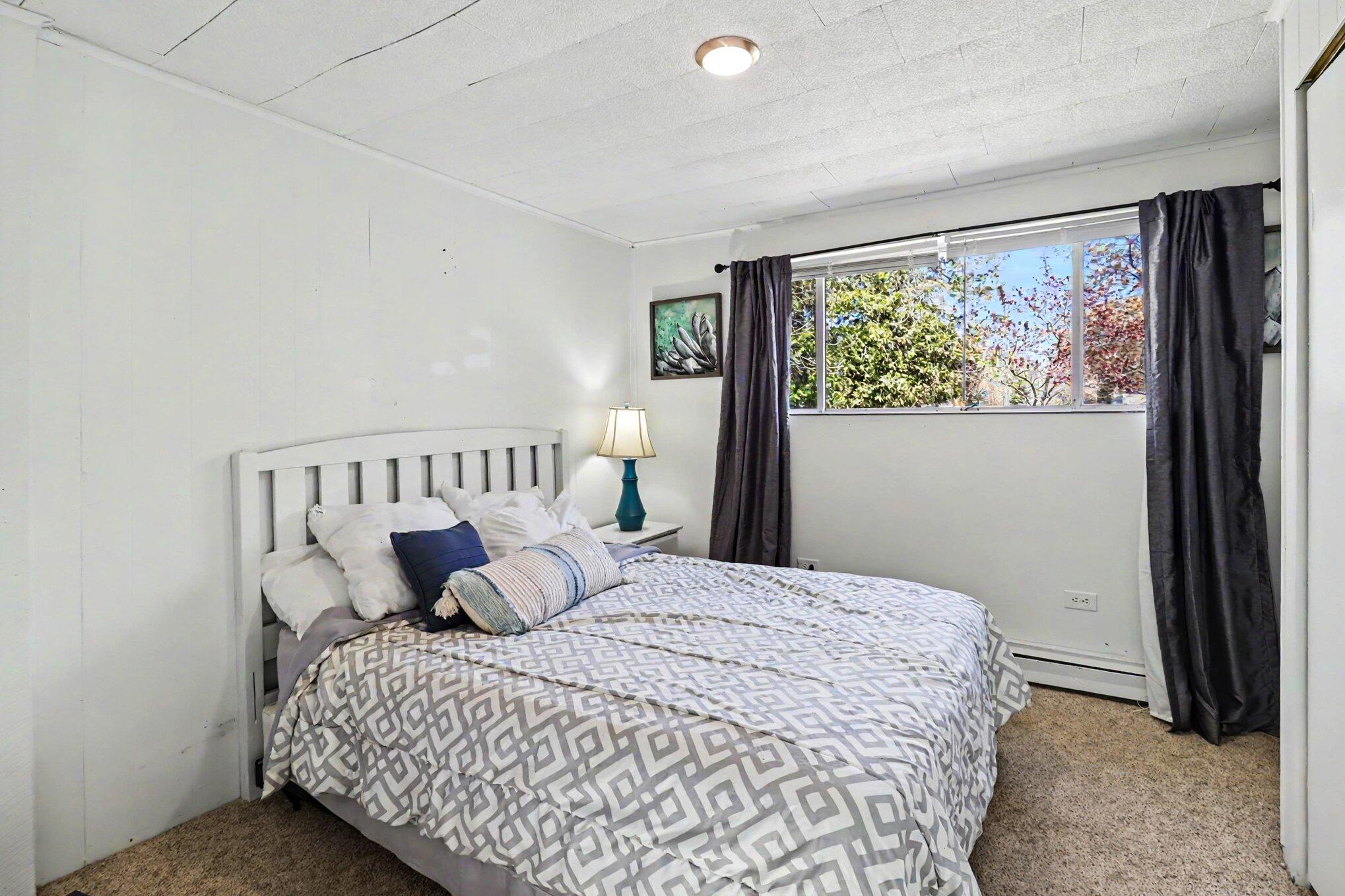 6665 Lakeshore Road Property Photo 10