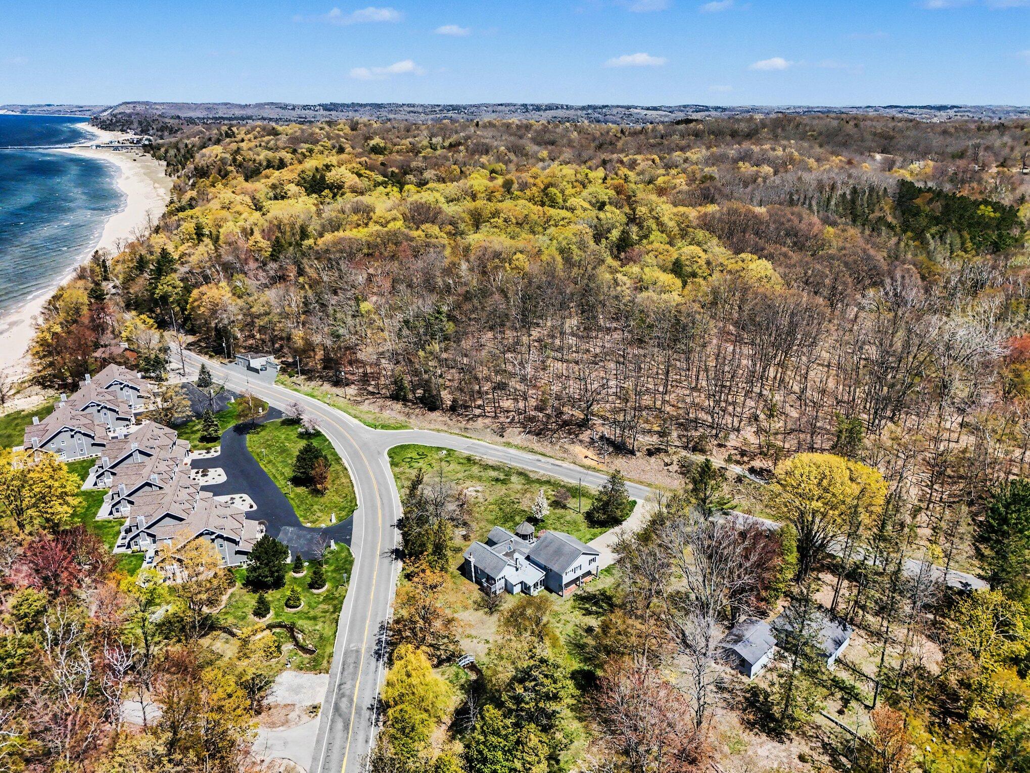 6665 Lakeshore Road Property Photo 31