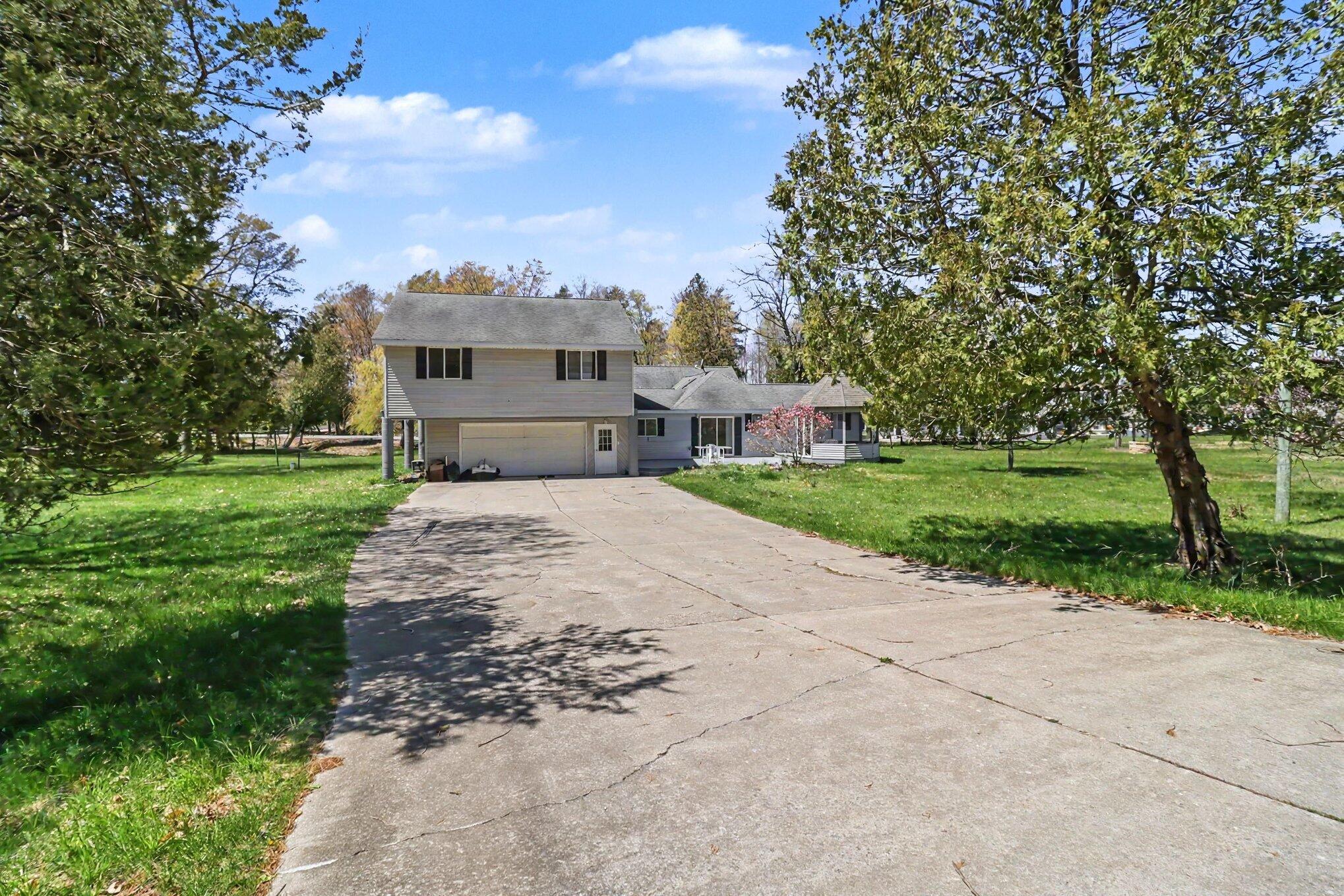 6665 Lakeshore Road Property Photo 32