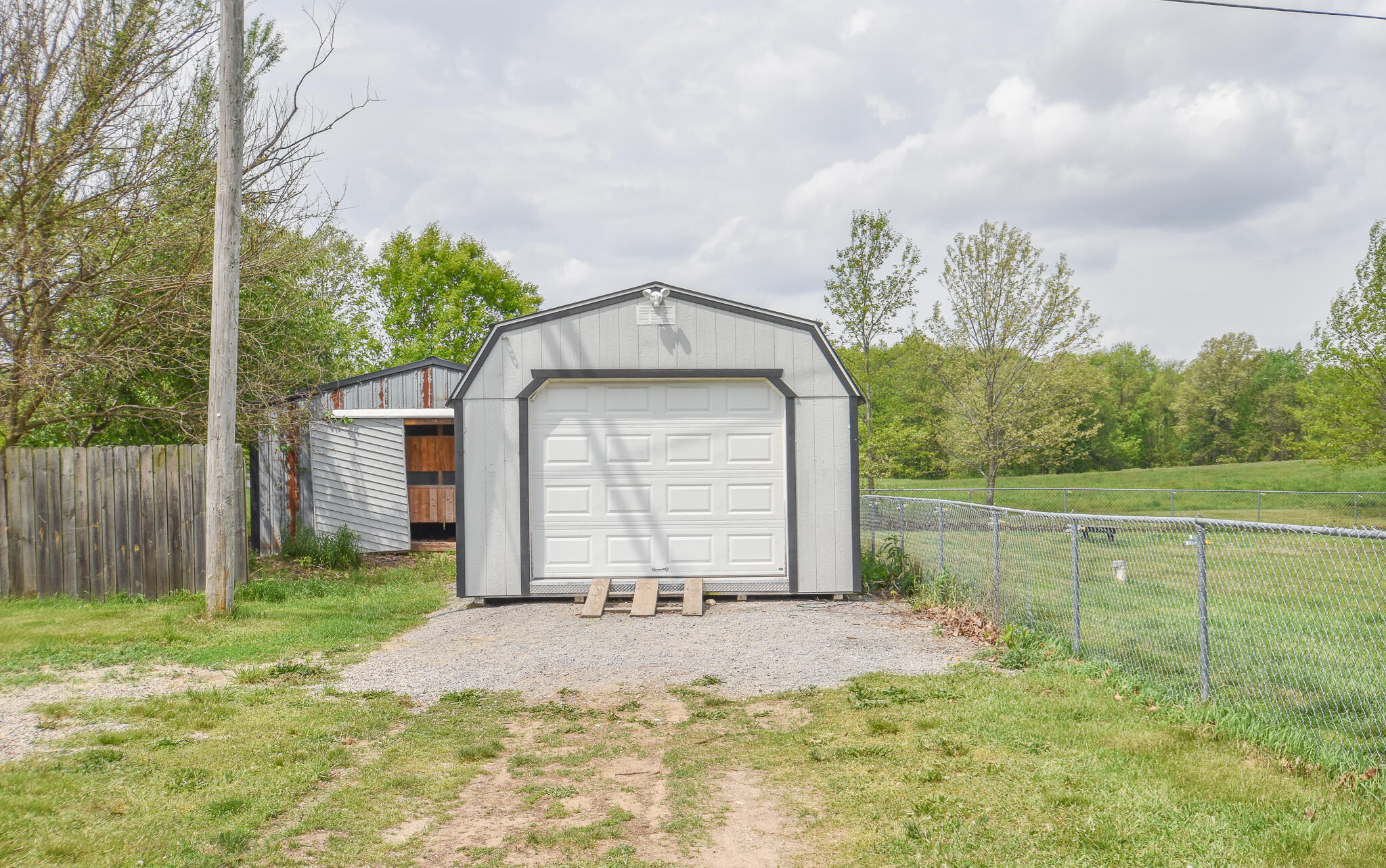 444 Block Road Property Photo 3