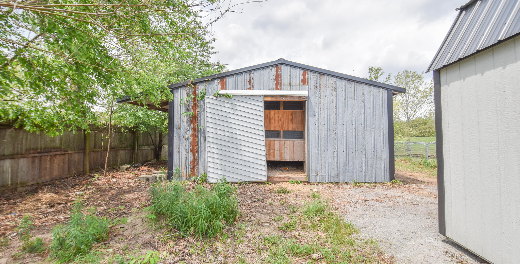 444 Block Road Property Photo 4