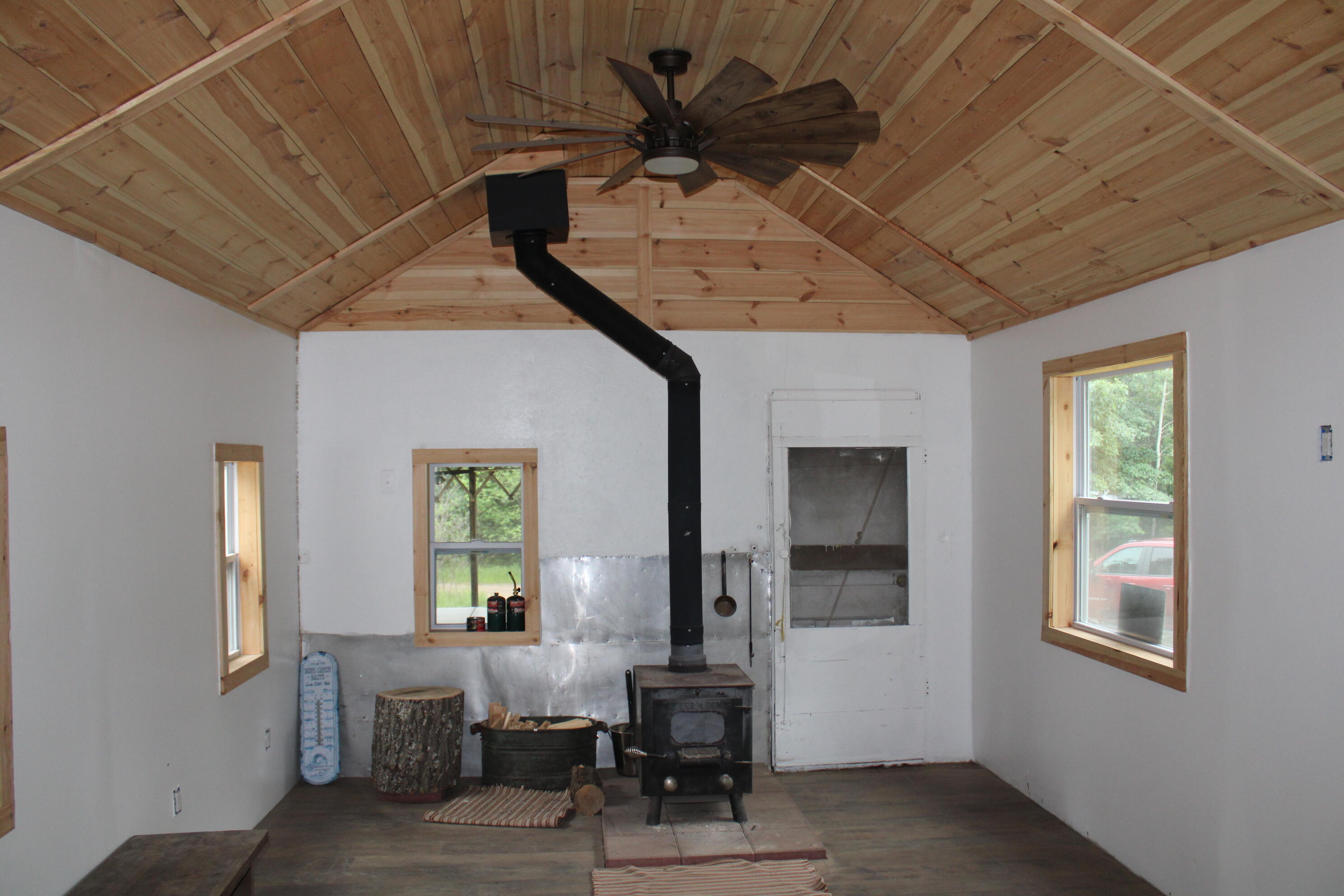 11401 Little George Lake Road Property Photo 9