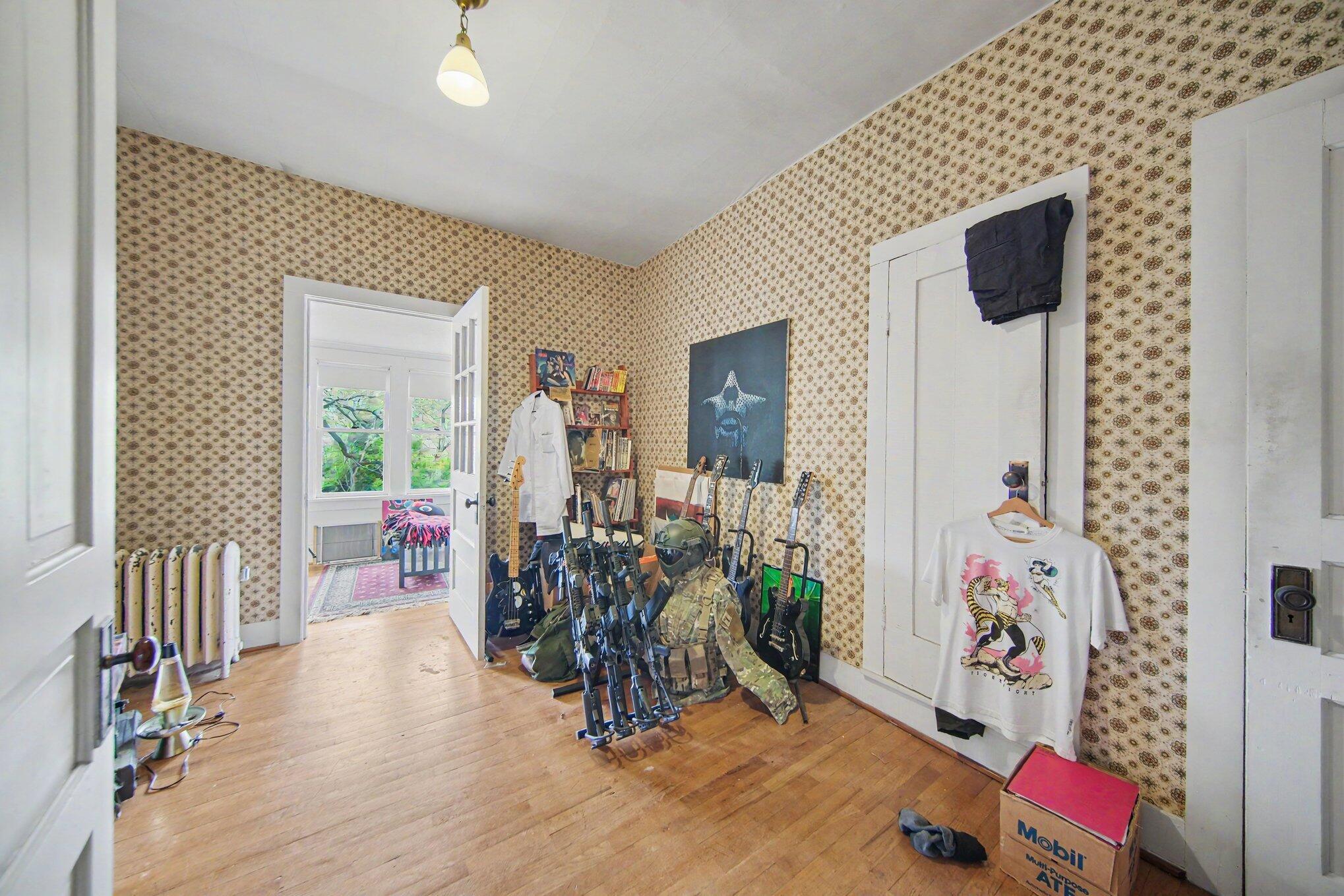 1011 W Maumee Street Property Photo 16