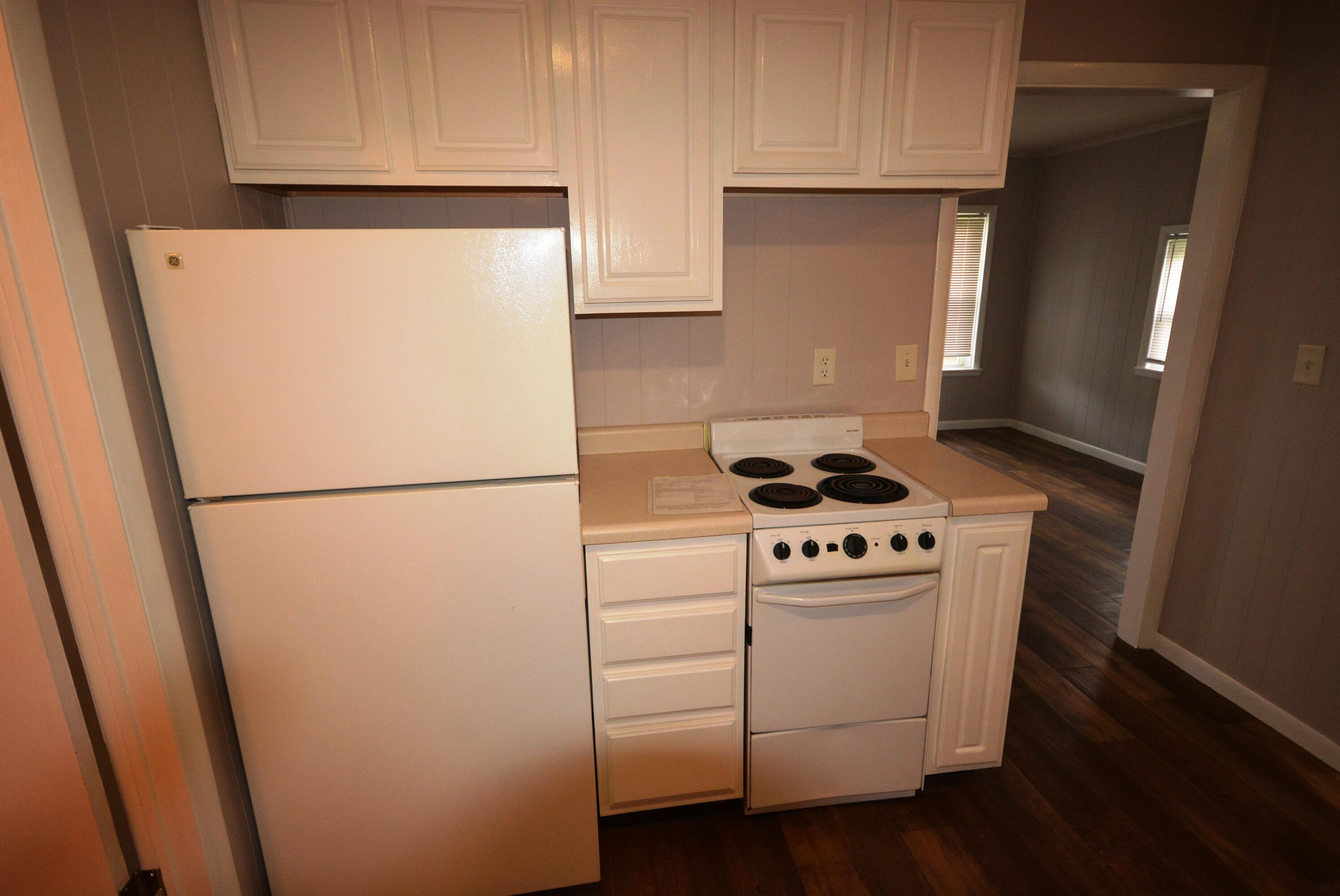 117 E North Street Property Photo 11
