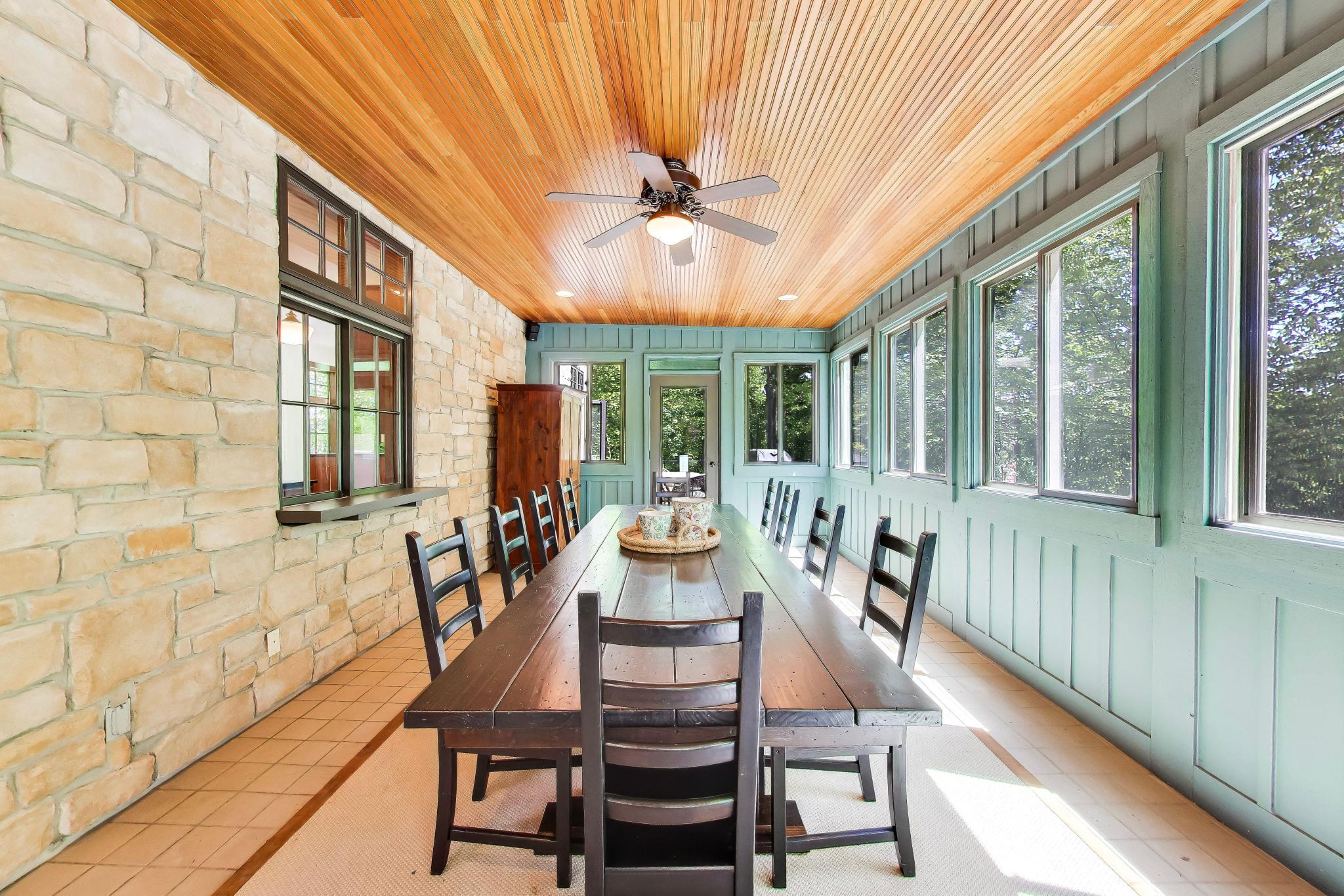 2287 Autumn Ridge Property Photo 21