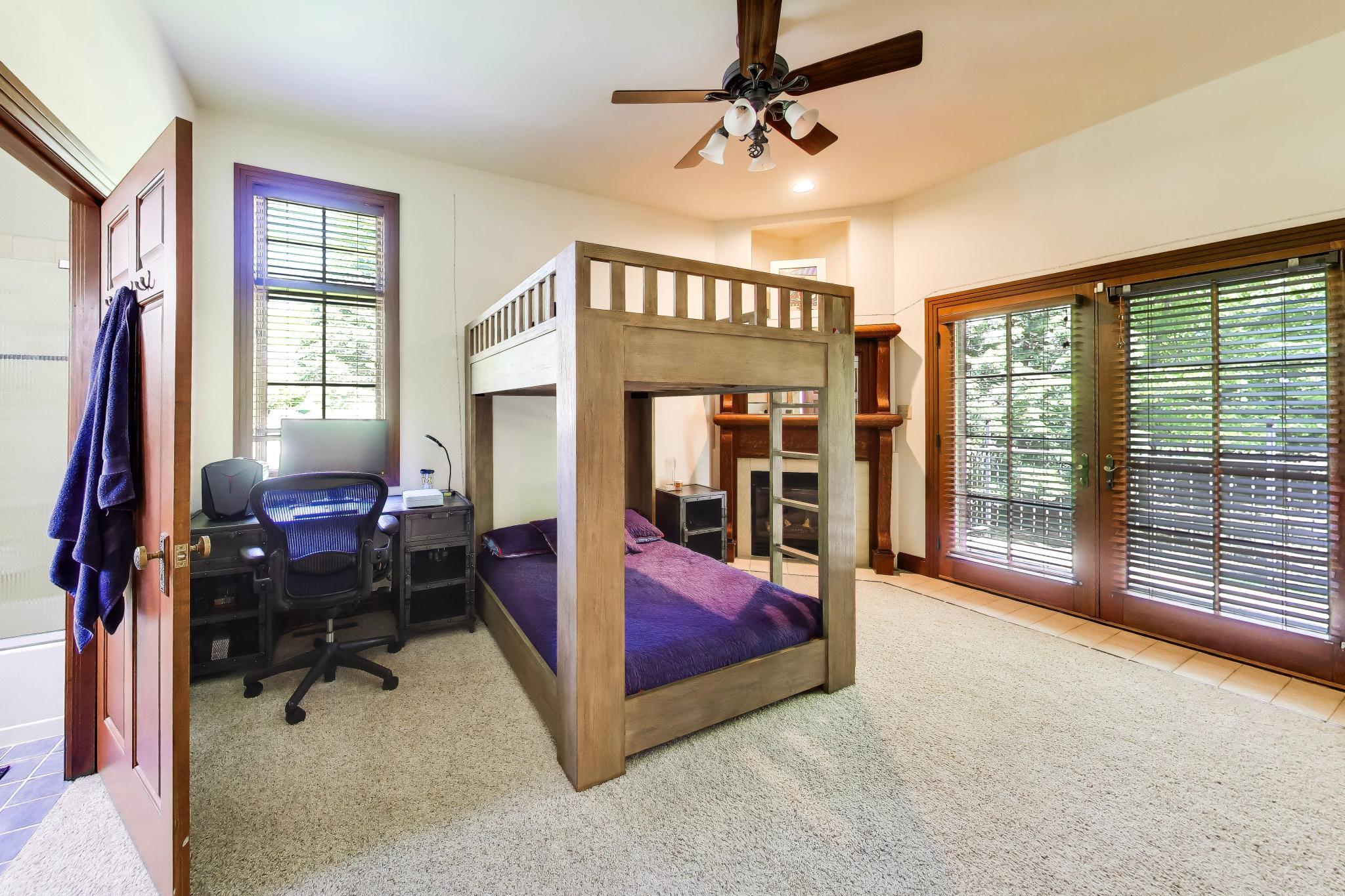 2287 Autumn Ridge Property Photo 24