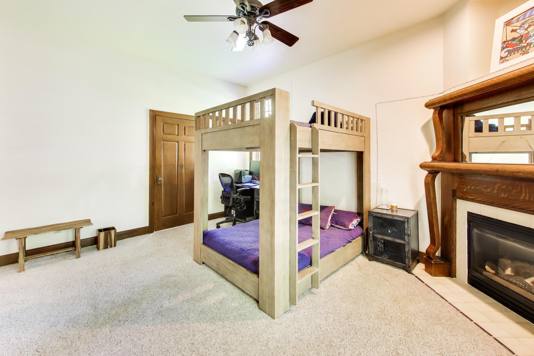 2287 Autumn Ridge Property Photo 25