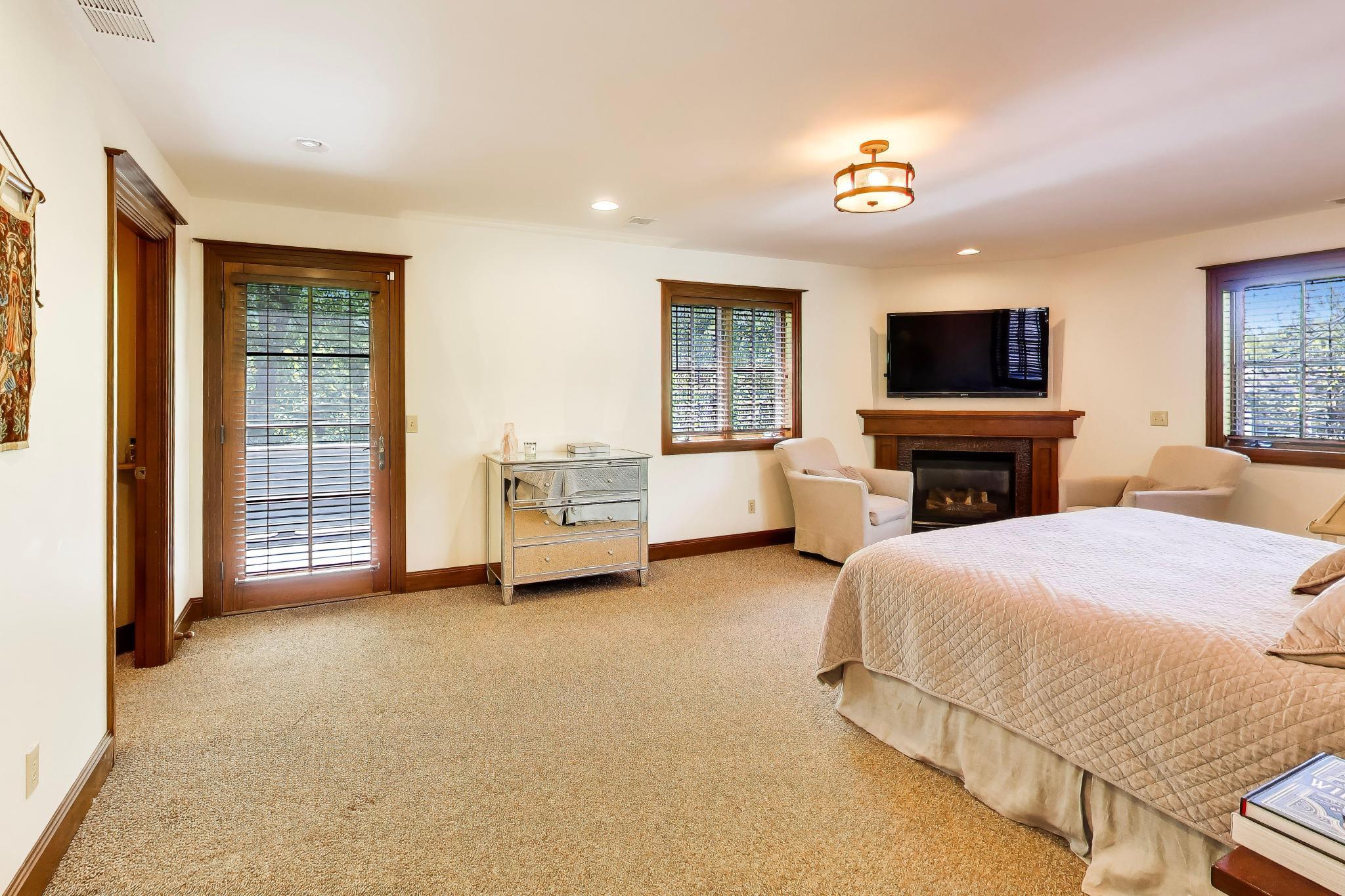 2287 Autumn Ridge Property Photo 31