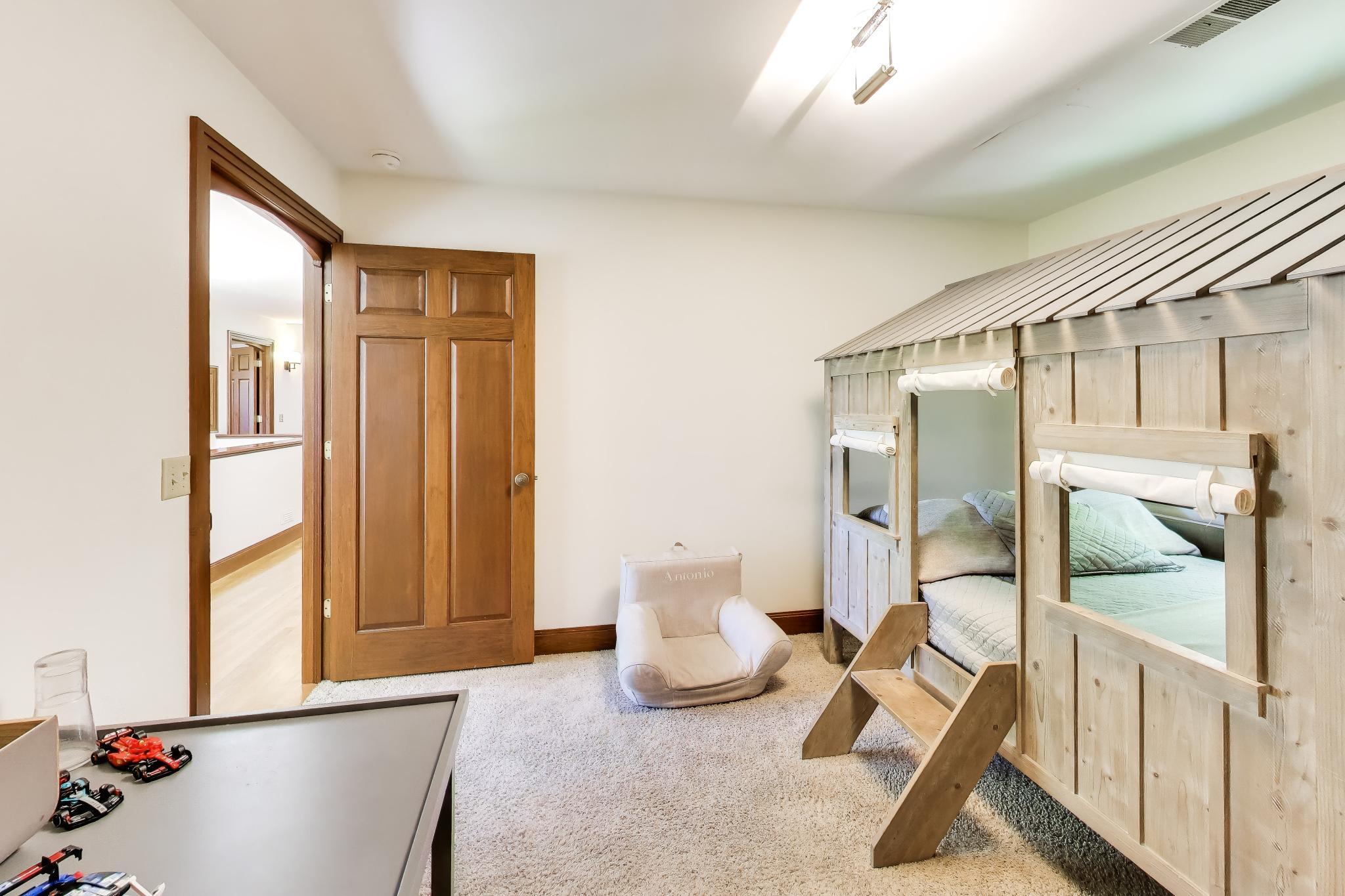 2287 Autumn Ridge Property Photo 40
