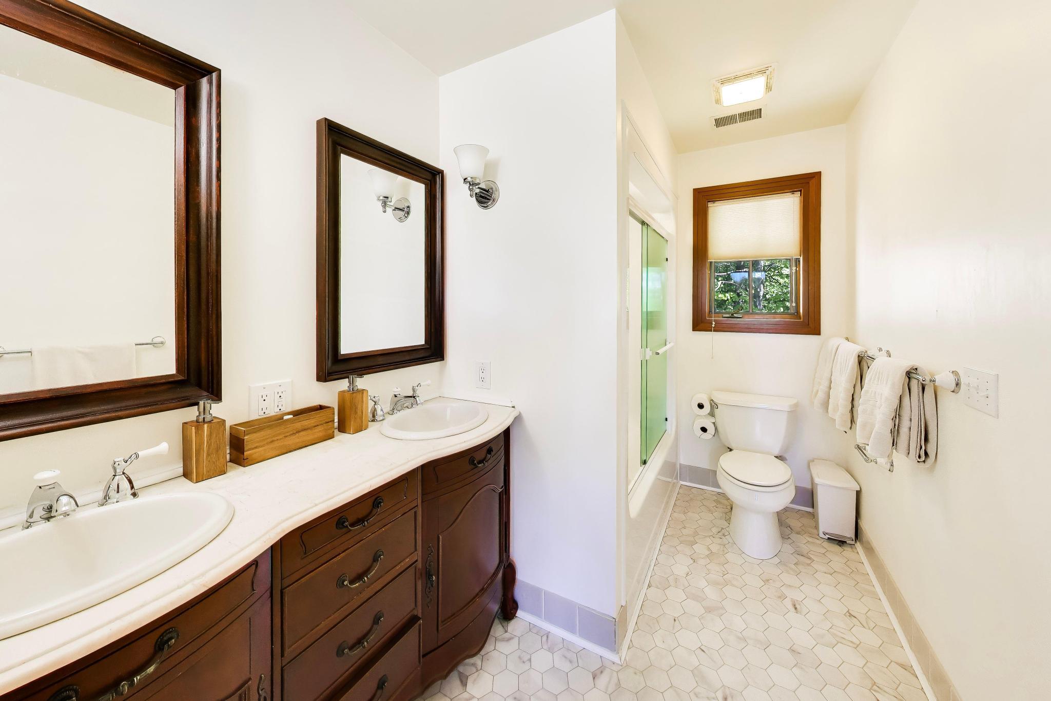 2287 Autumn Ridge Property Photo 45