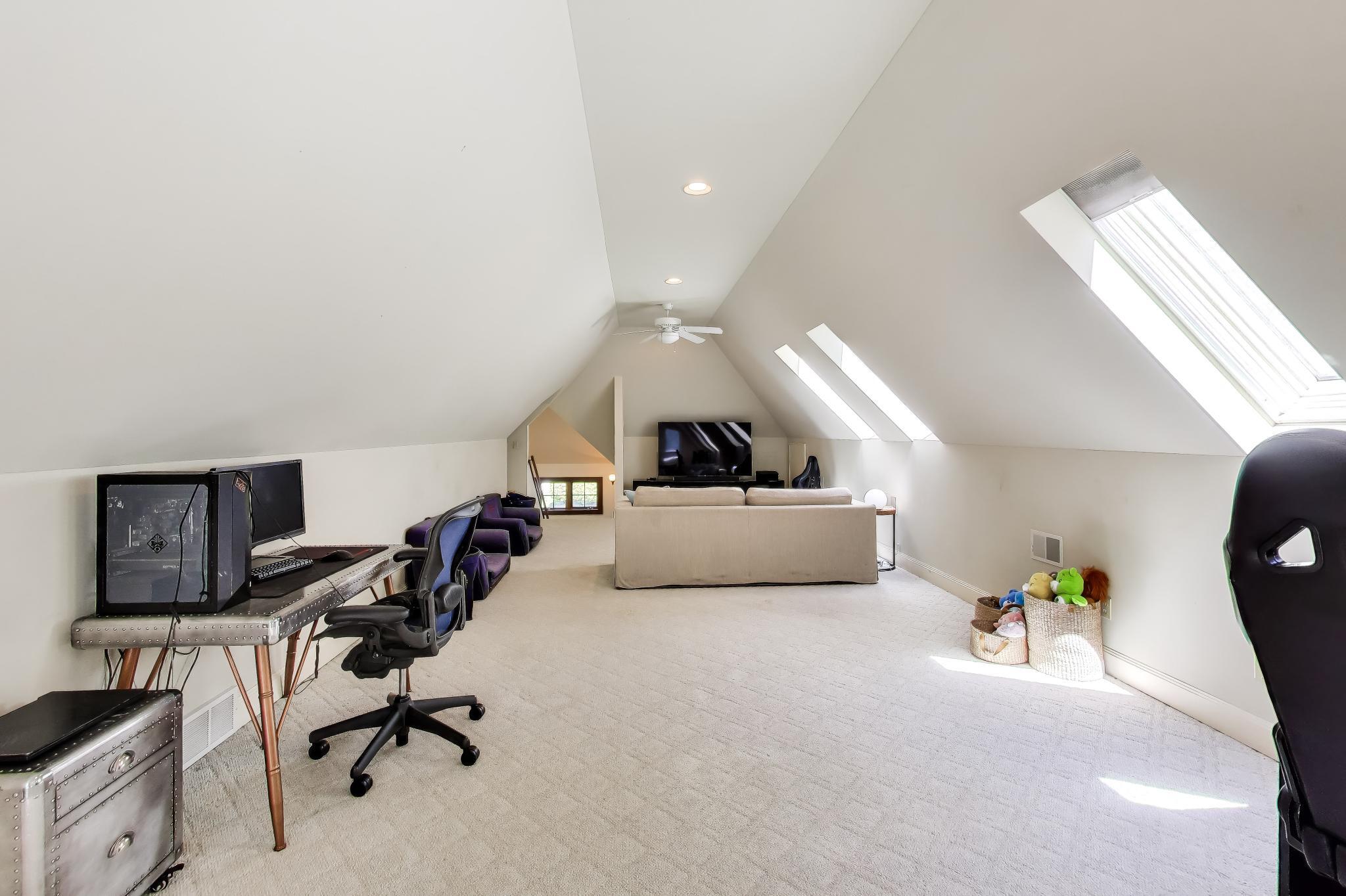2287 Autumn Ridge Property Photo 49