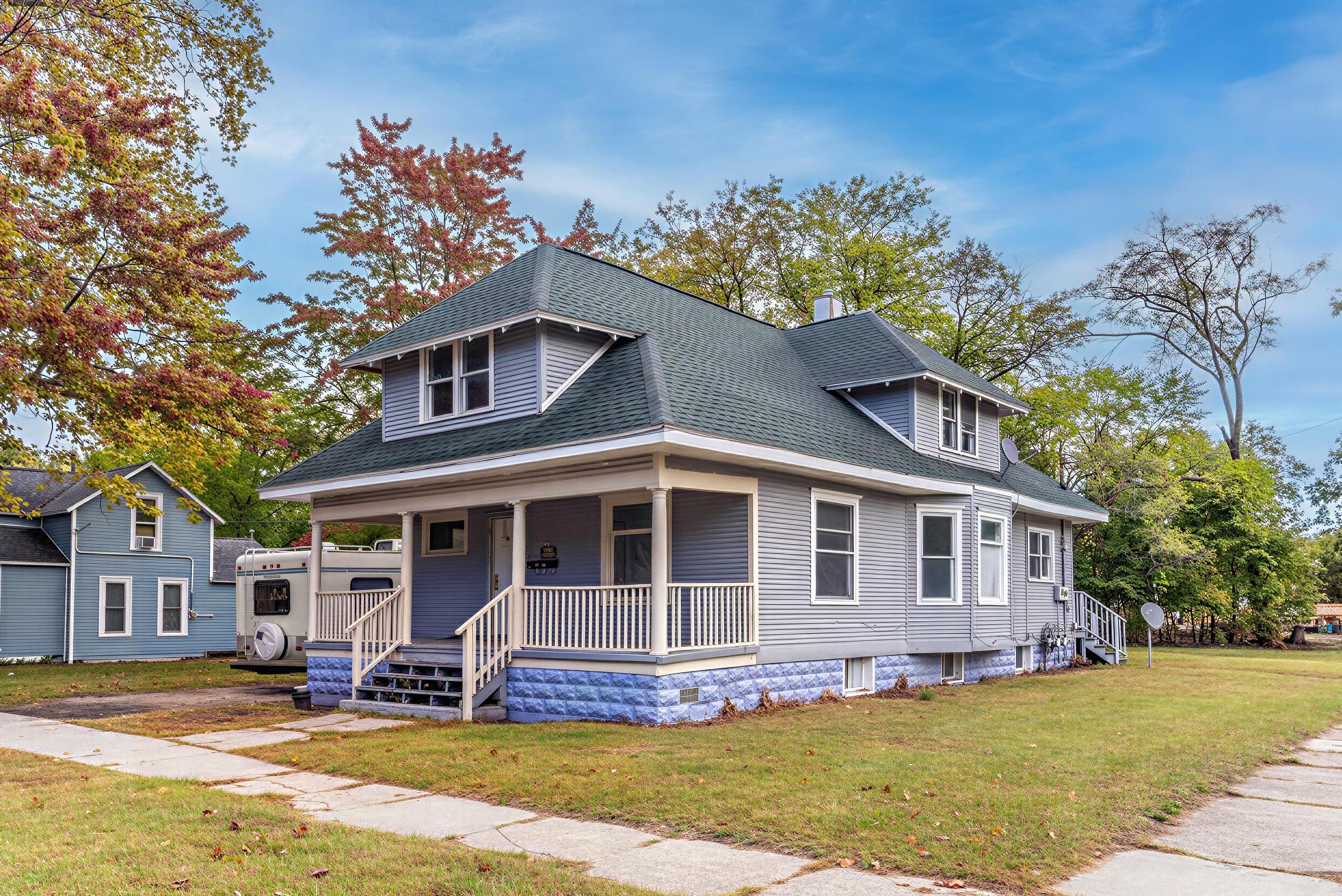1094 Williams Street Property Photo 1