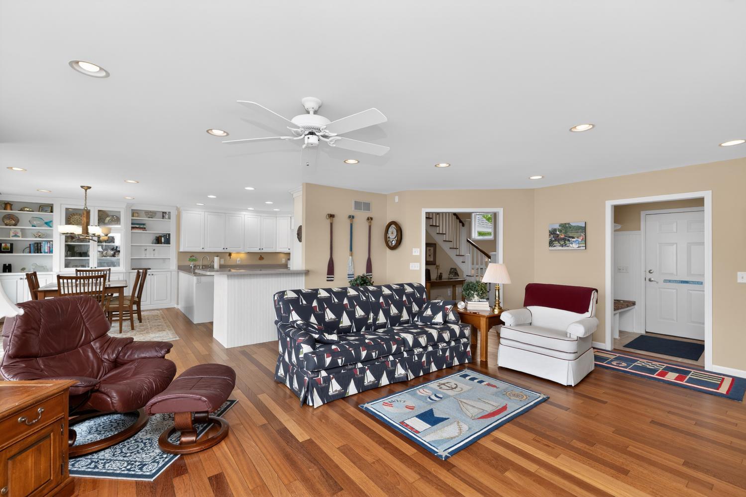11094 Harbor Drive Property Photo 10