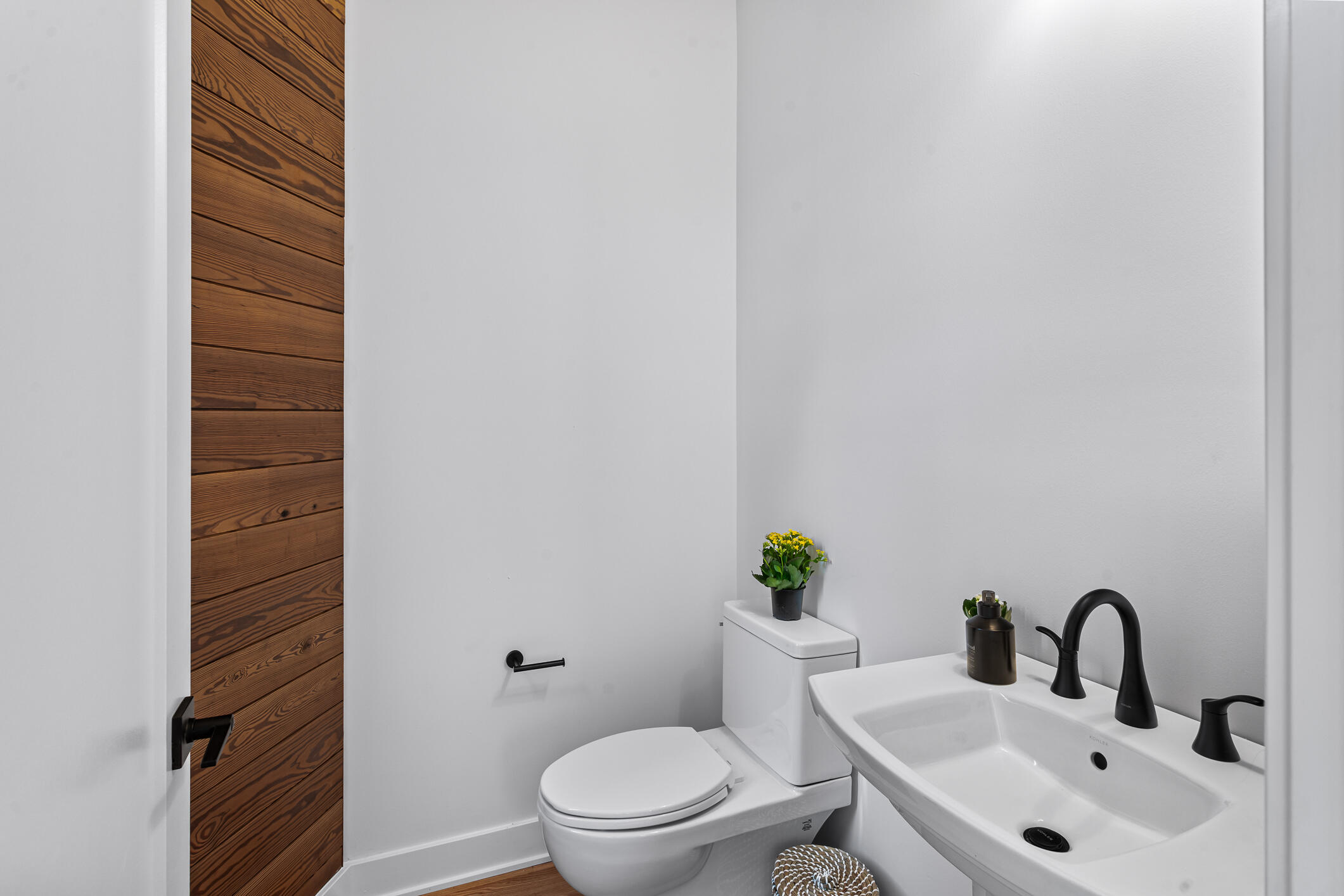 2321 Greenway Trail Property Photo 21