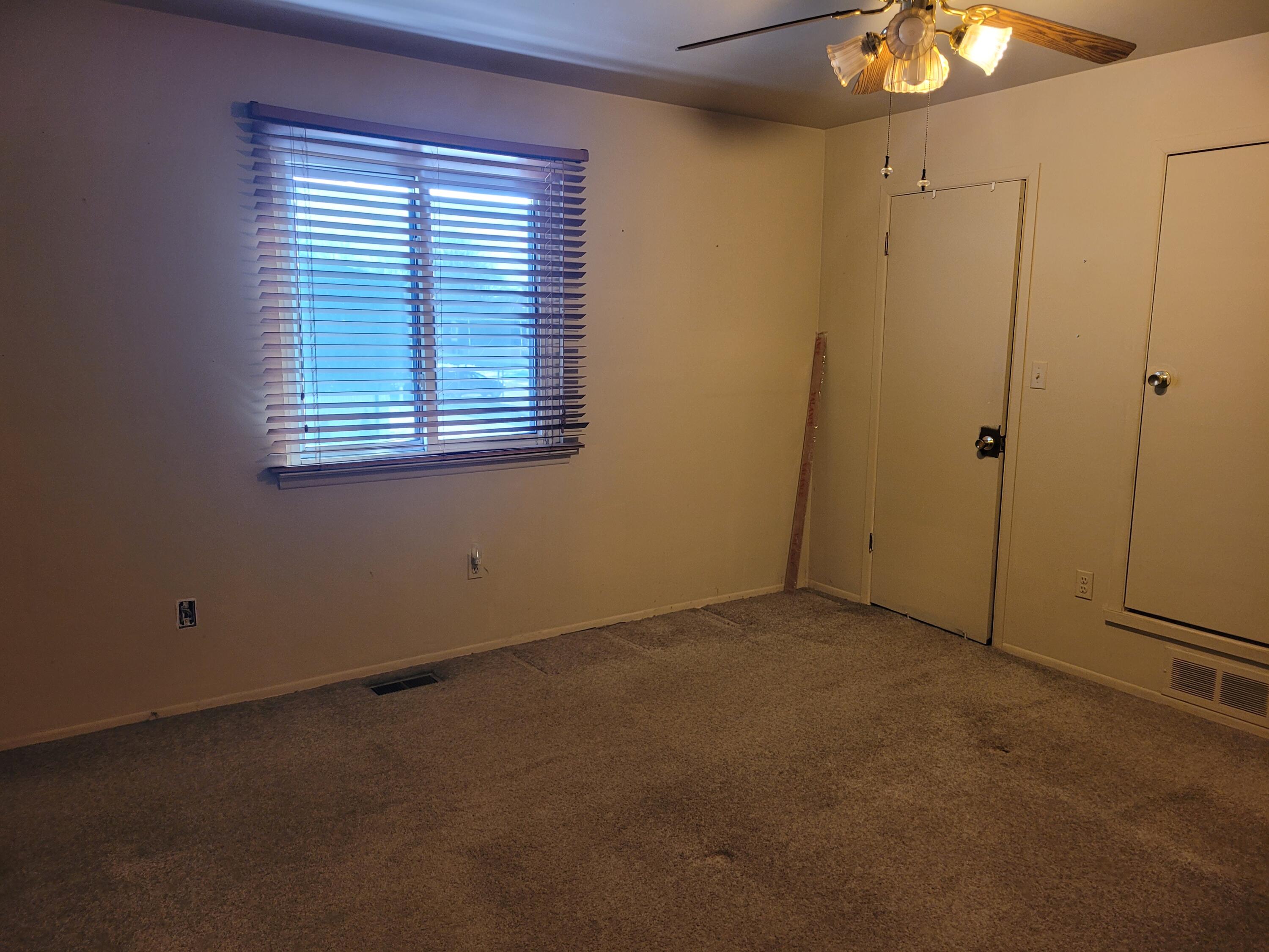 41276 N Woodbury Green Drive Property Photo 14