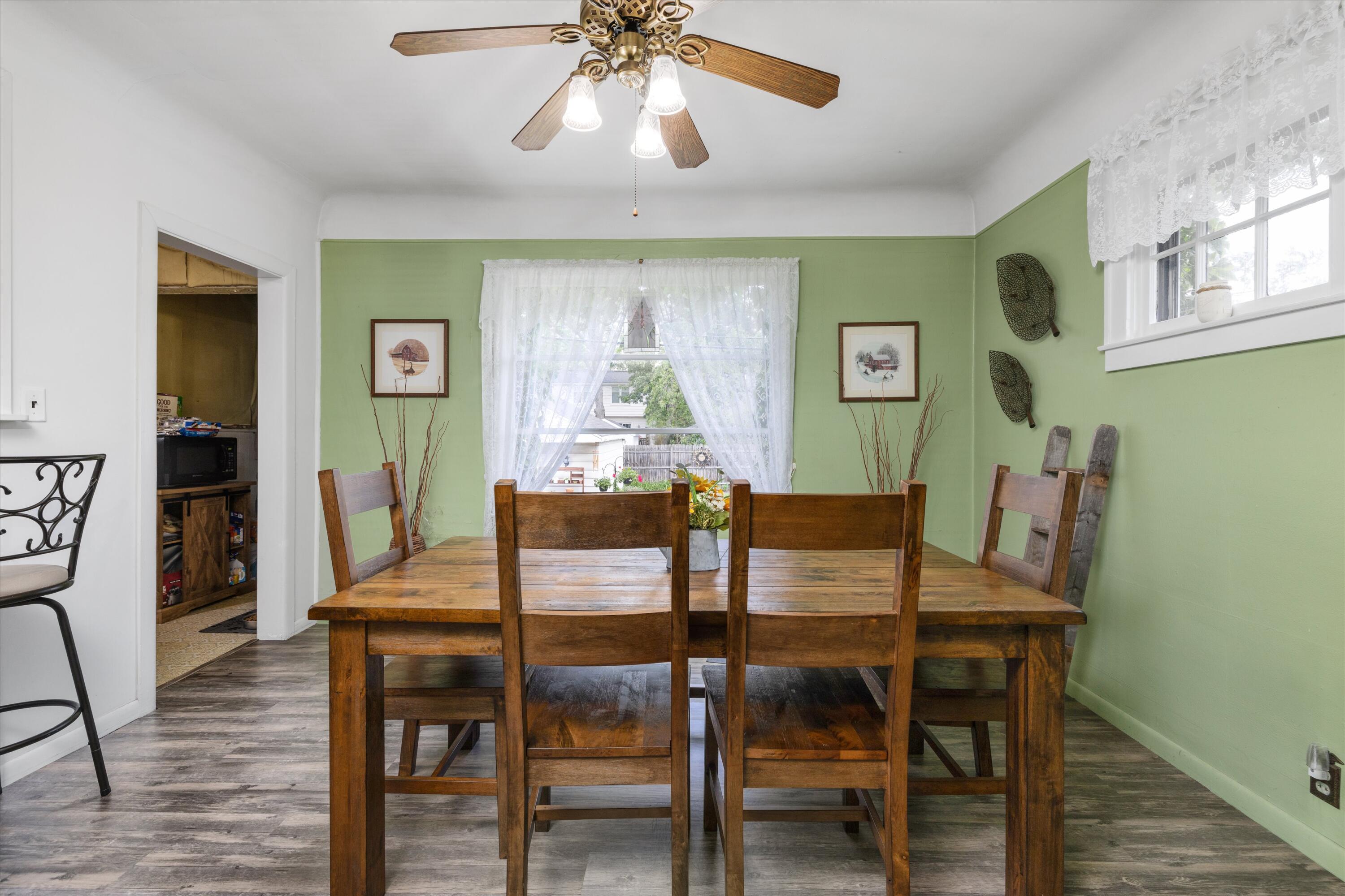 1023 Longfellow Avenue Property Photo 7