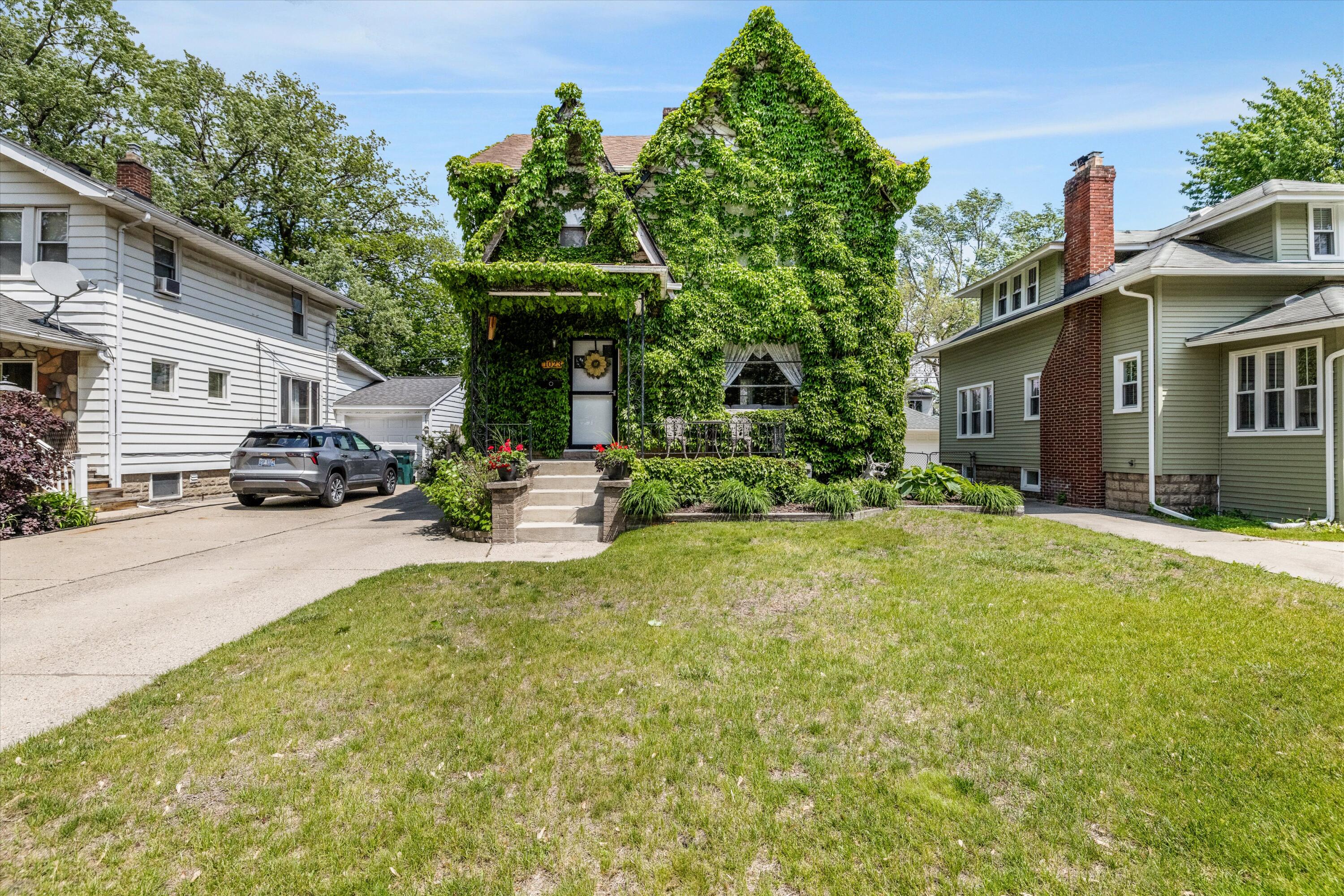 1023 Longfellow Avenue Property Photo 18
