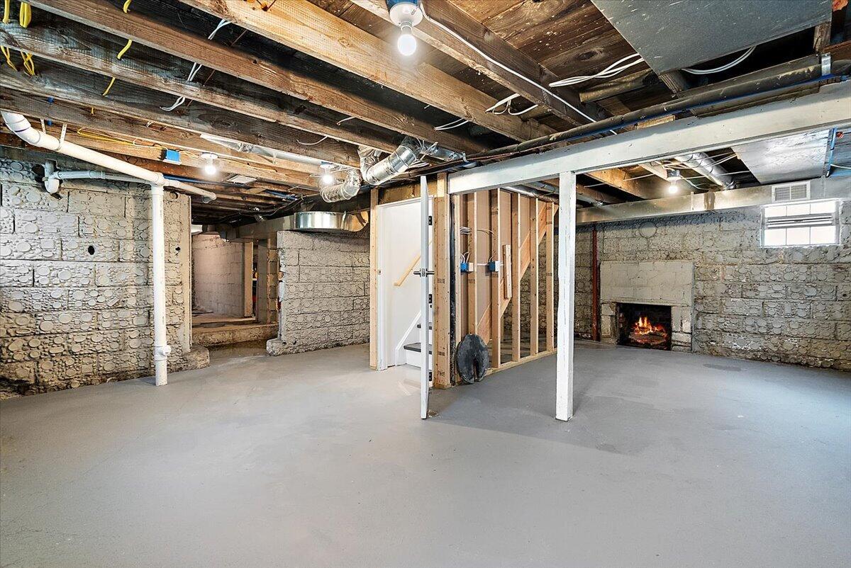 39 W Elza Avenue Property Photo 24