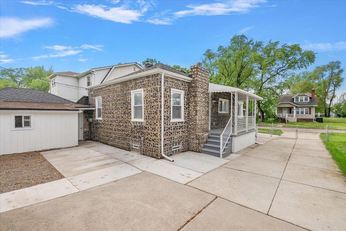39 W Elza Avenue Property Photo 30