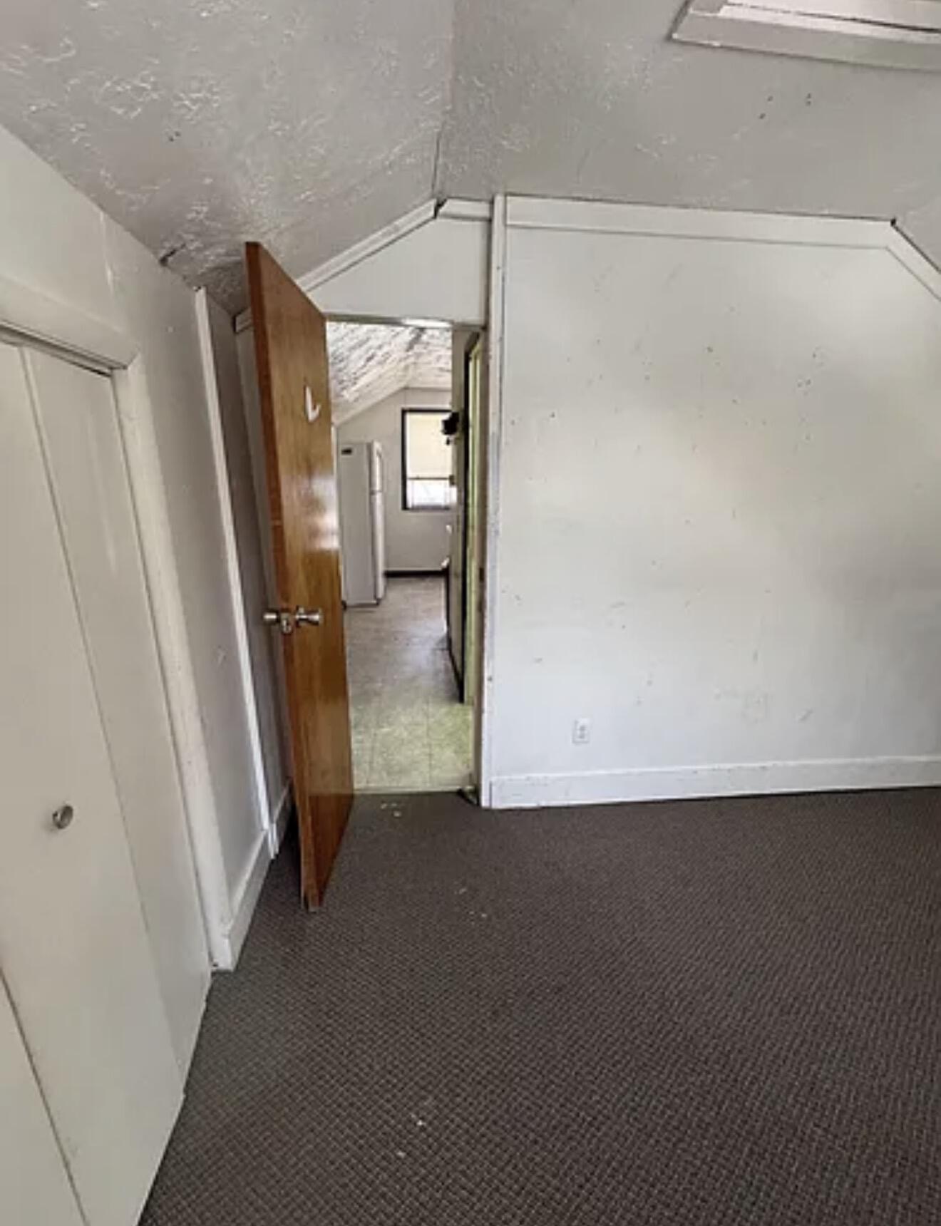 108 Hutchinson Street Property Photo 22