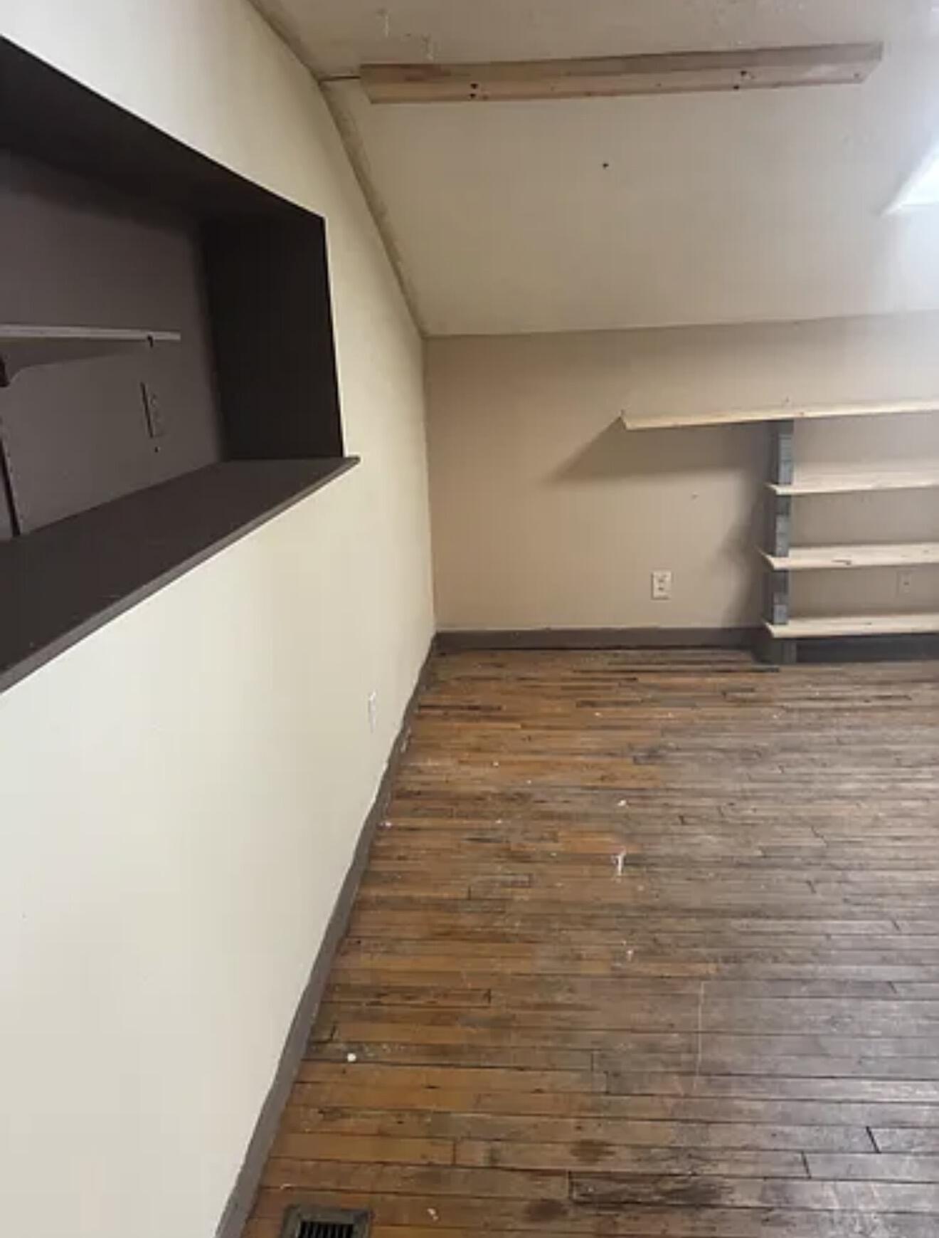 108 Hutchinson Street Property Photo 24
