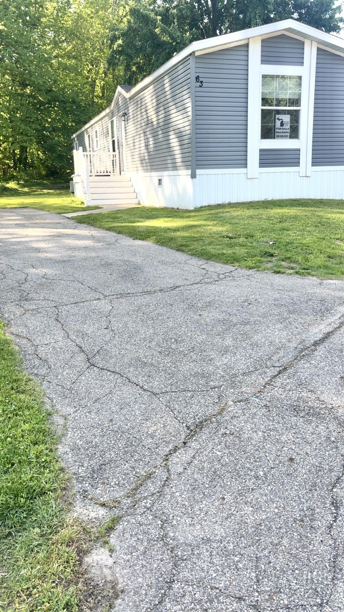 7604 Red Arrow Highway Property Photo 1
