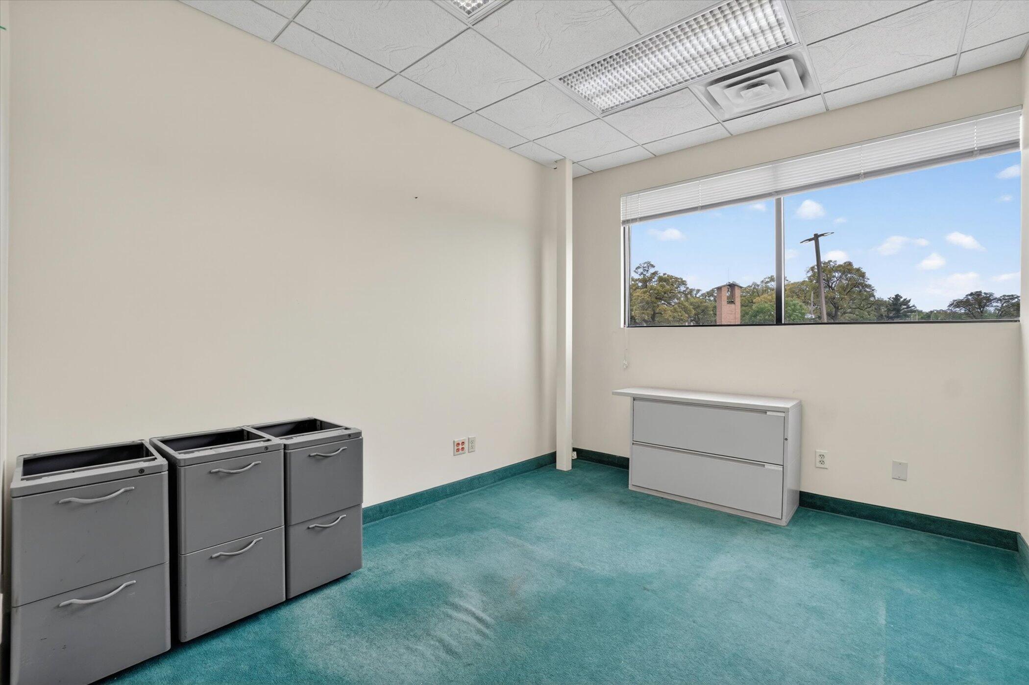 1631 W Sherman Boulevard Property Photo 29