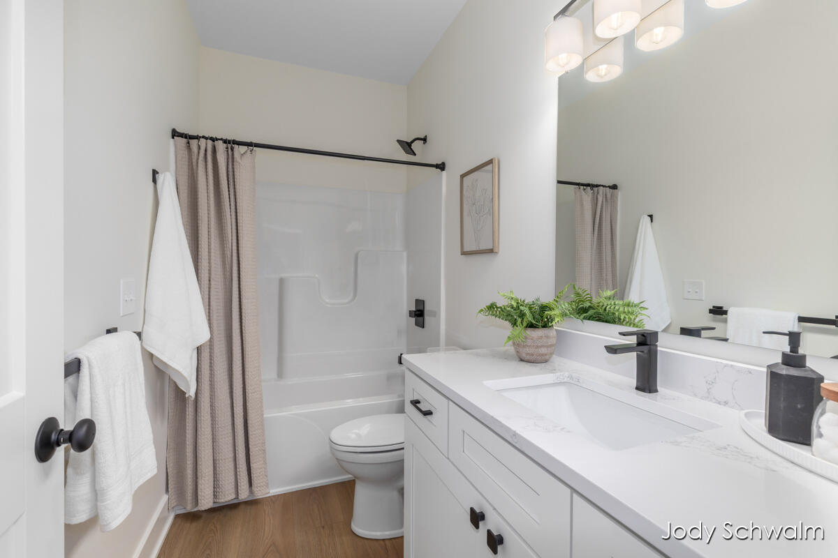 748 Noble Drive Property Photo 18