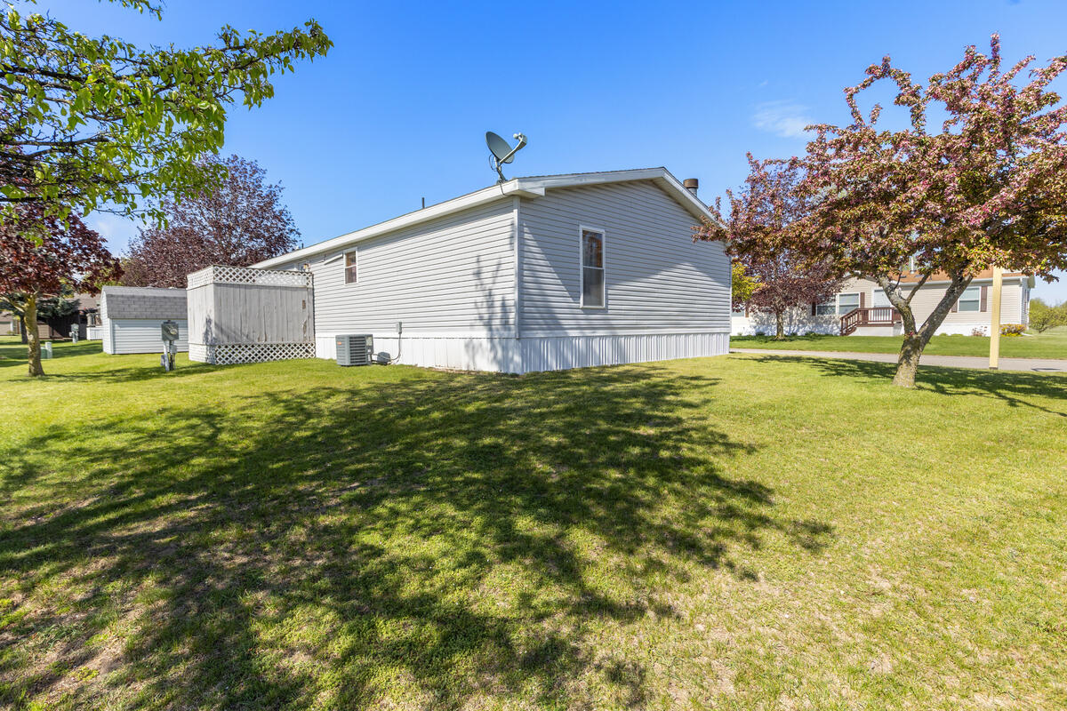 13735 Shamrock Lane Property Photo 17