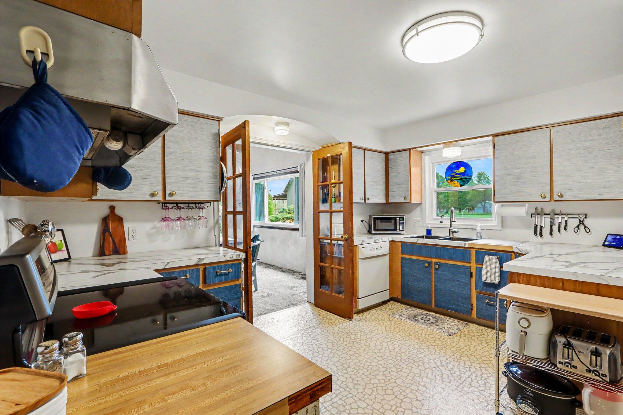 29561 E Red Arrow Highway Property Photo 17