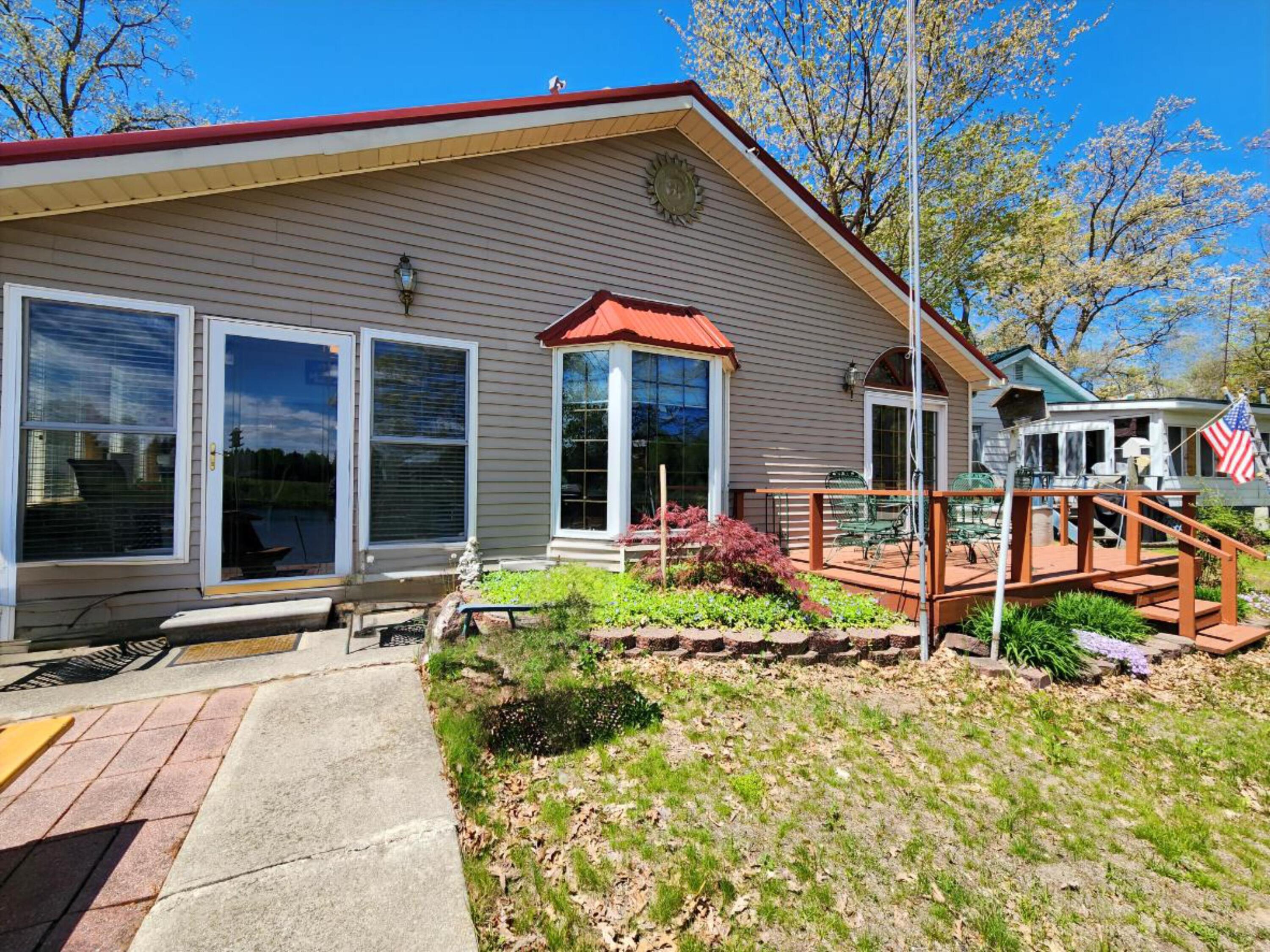 781 N Blue Gill Lake Road Property Photo 1