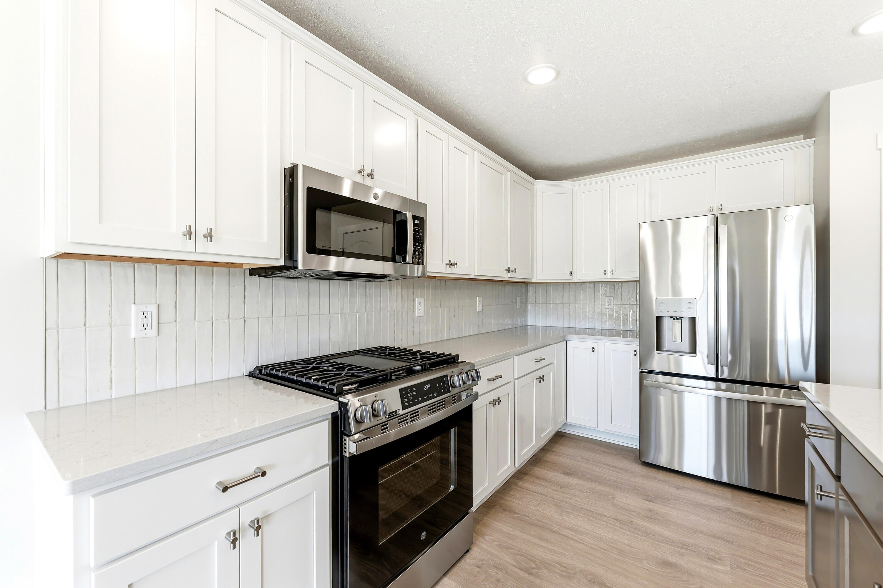 914 Indiana Avenue 14 Property Photo 4