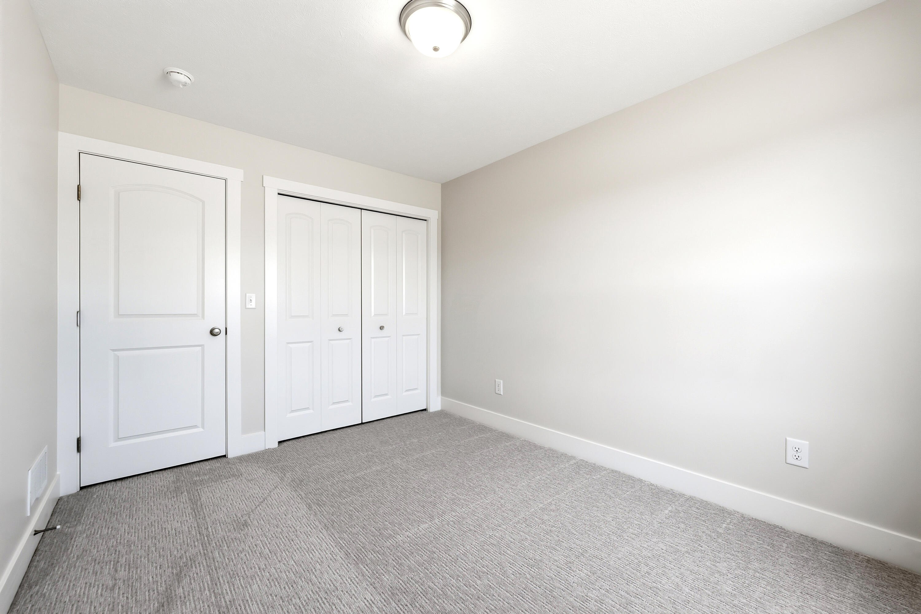 914 Indiana Avenue 14 Property Photo 14