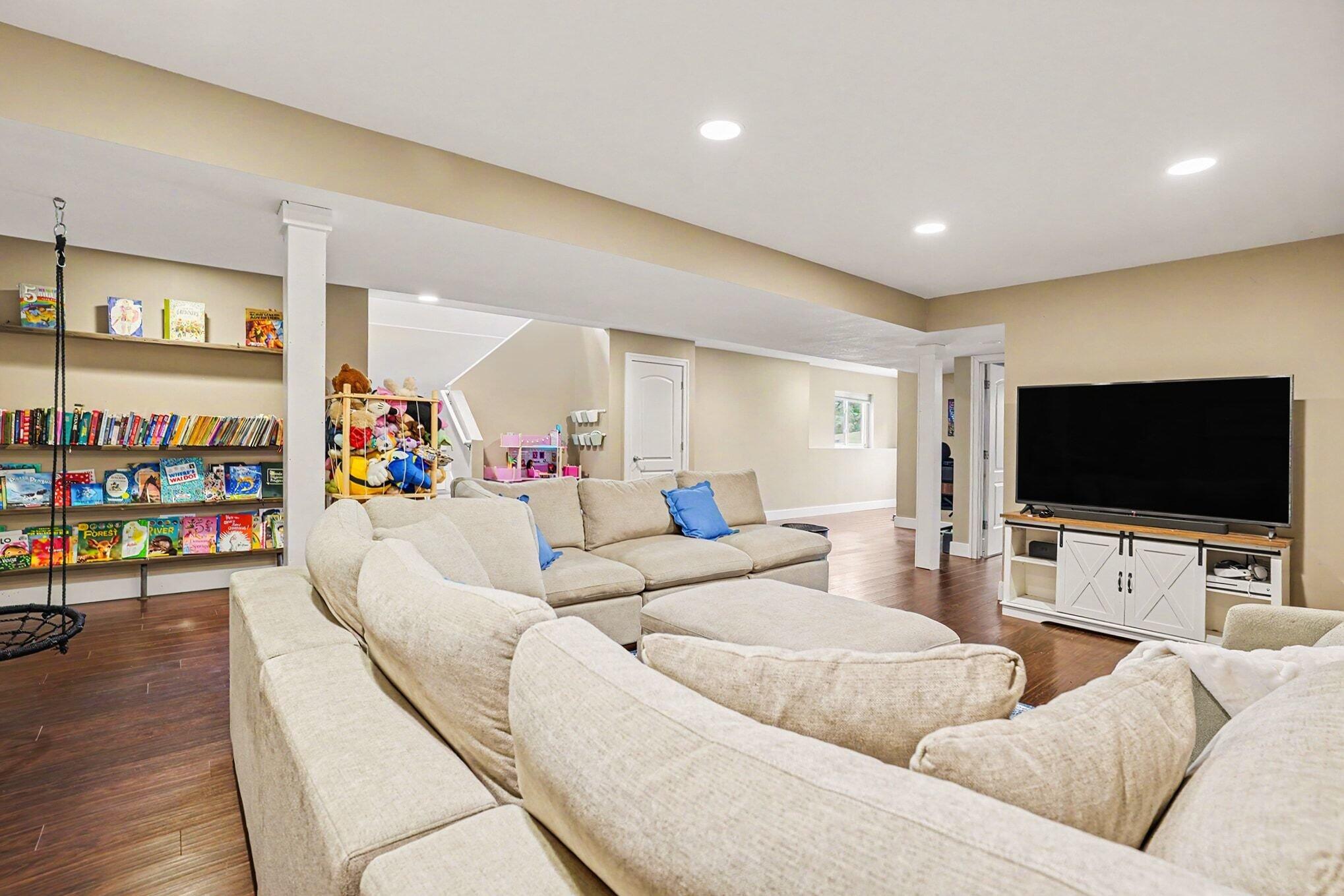 31800 Pine Ridge Circle Property Photo 24