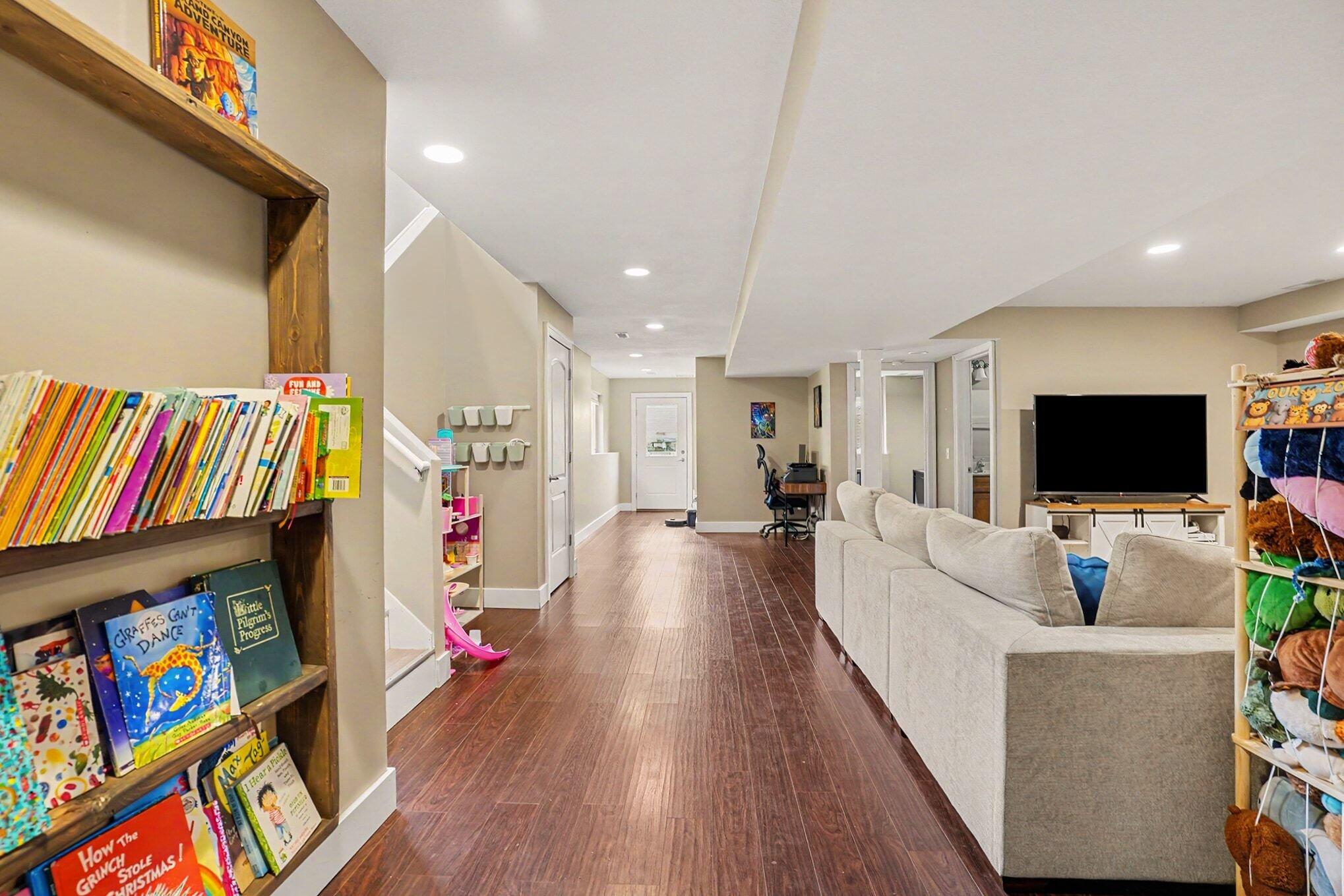 31800 Pine Ridge Circle Property Photo 25