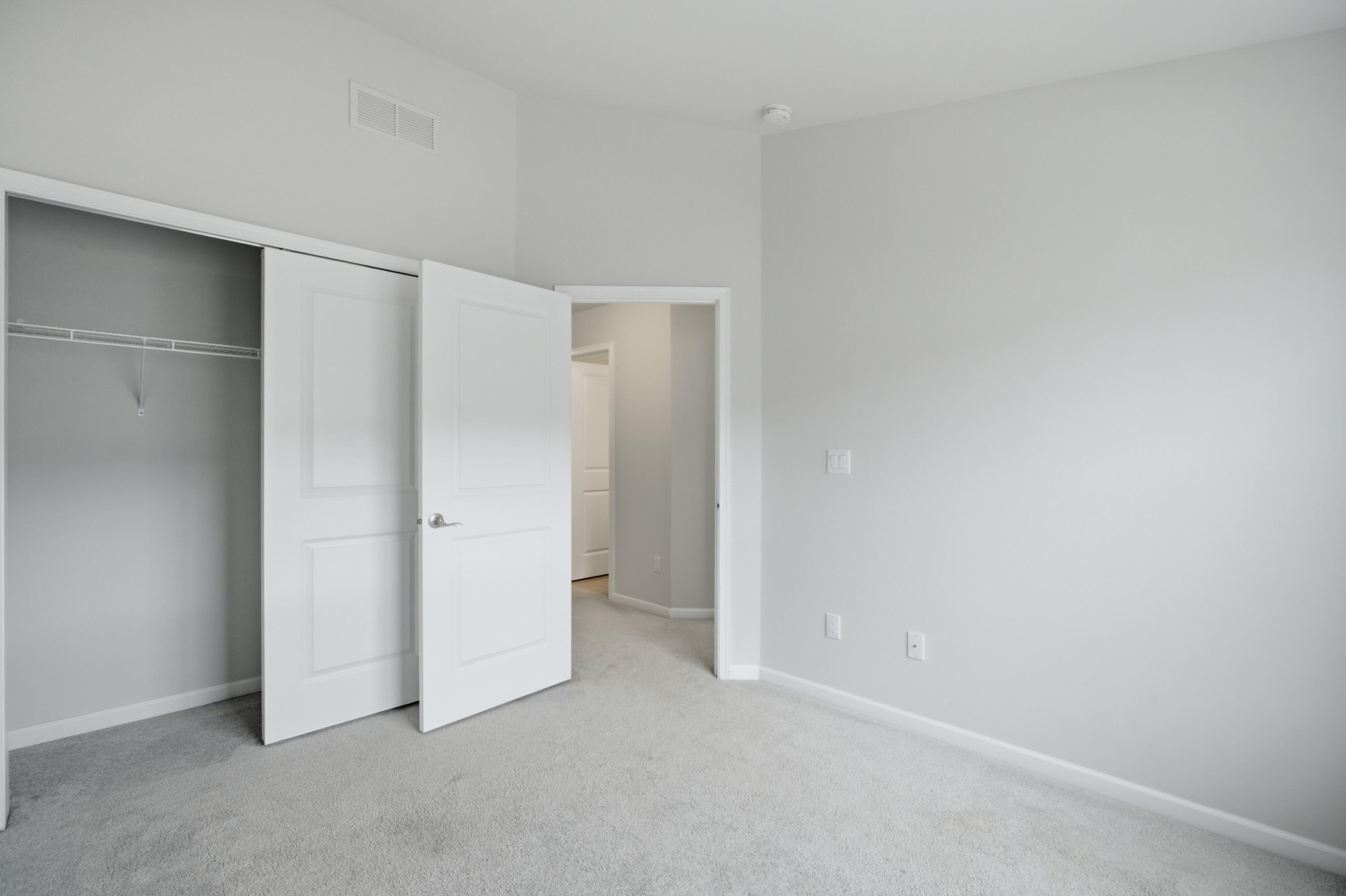 2780 Ashcombe Drive Property Photo 22