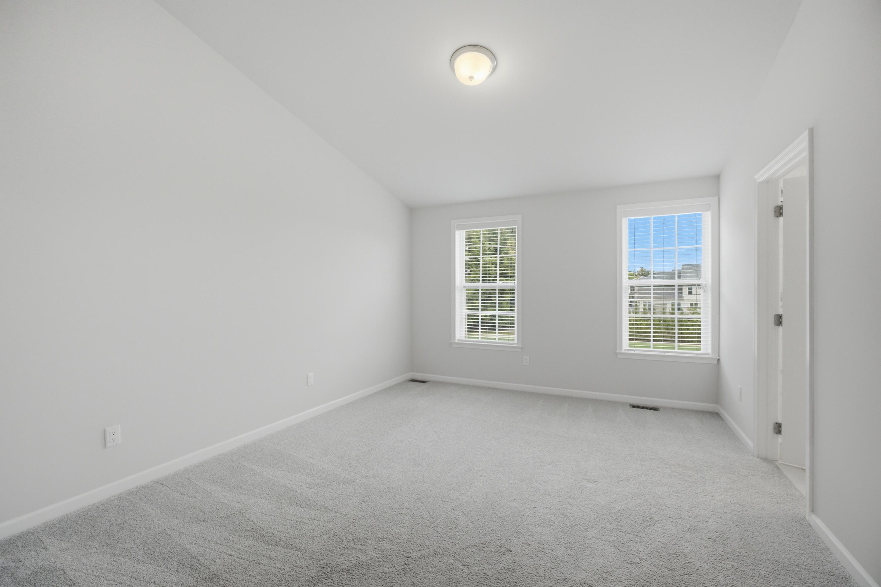2780 Ashcombe Drive Property Photo 25