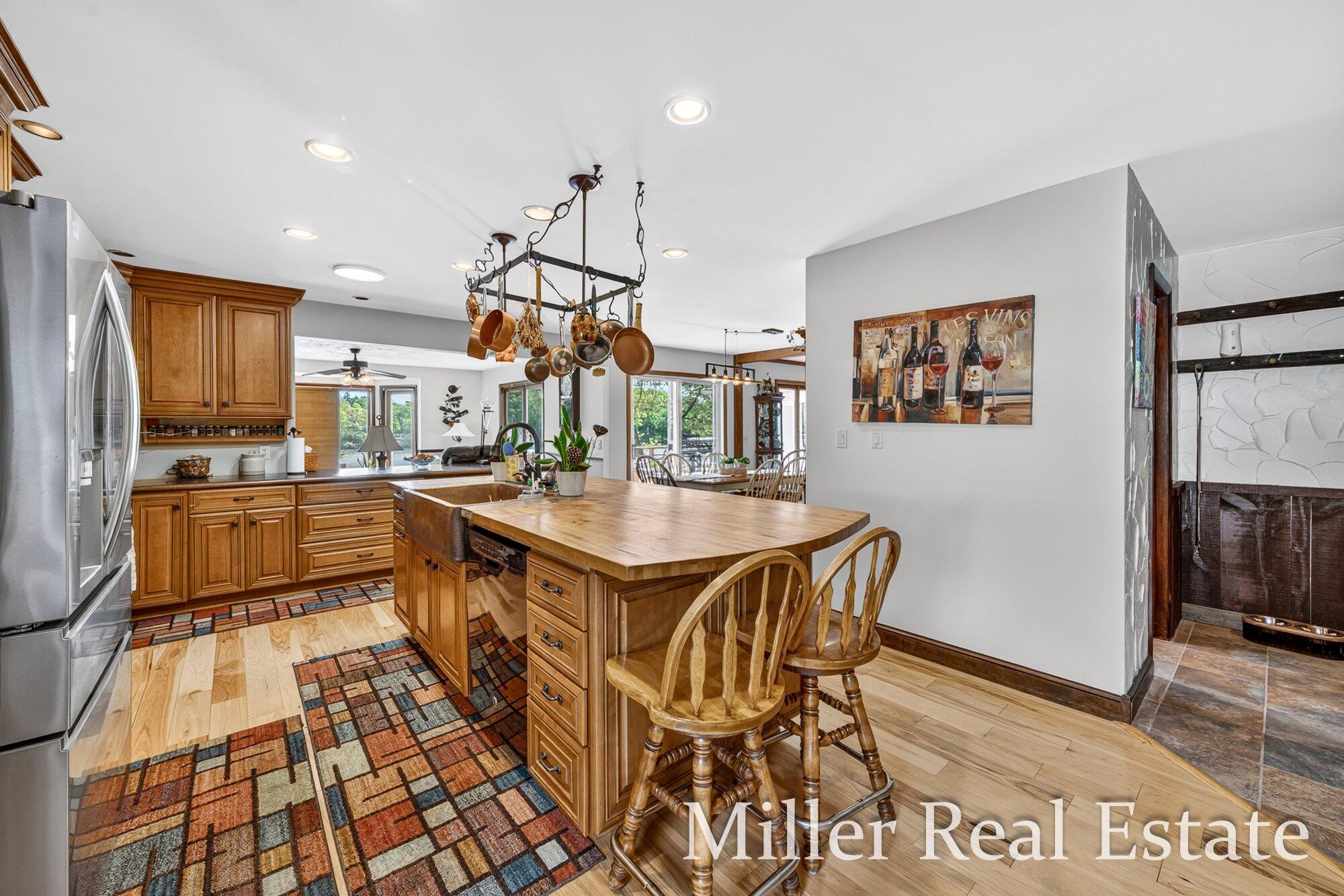 1589 Pleasant View Drive Property Photo 13