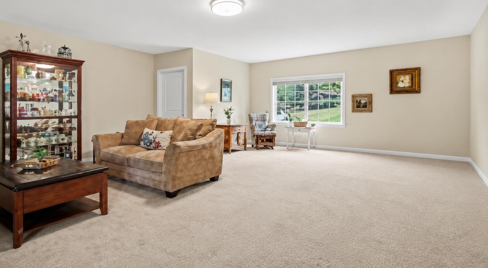 12177 Reyburn Drive Ne Property Photo 8