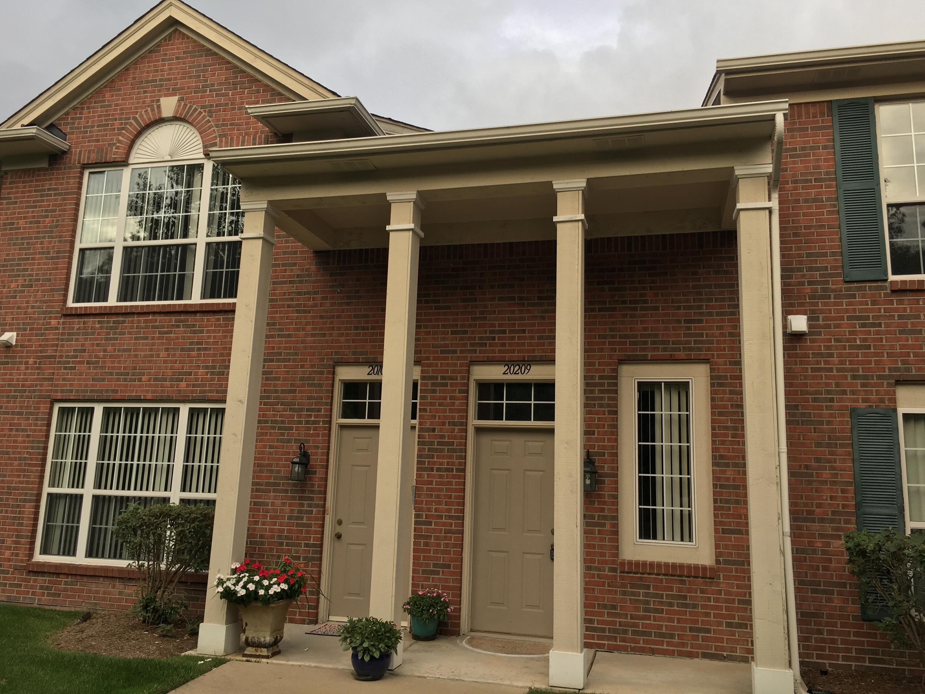 20209 Chesapeake Circle Property Photo 1
