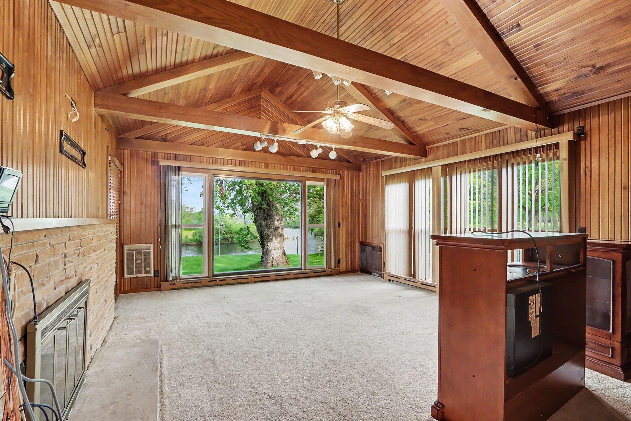 140 Meadowwood Court Property Photo 27