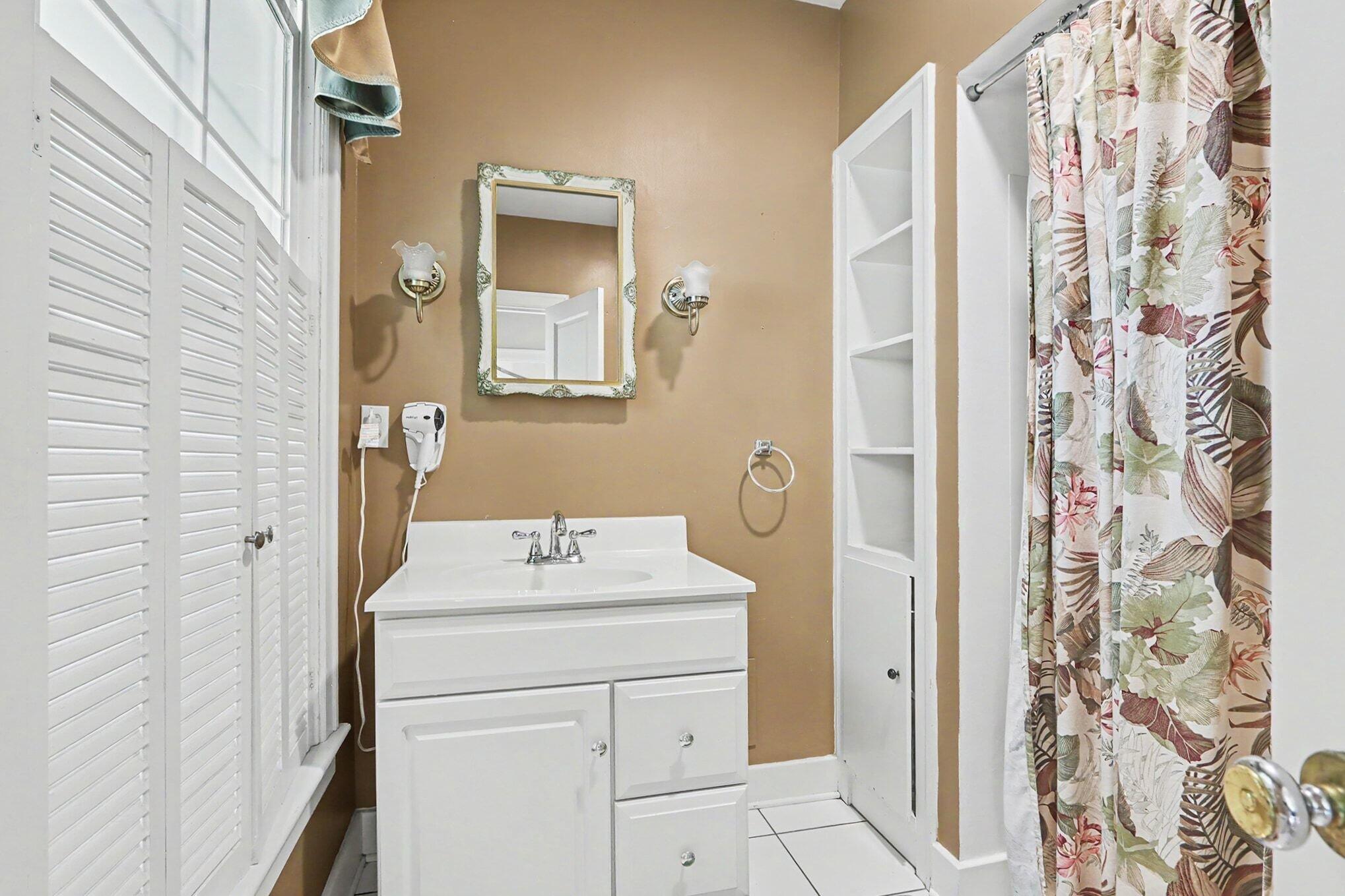 140 Meadowwood Court Property Photo 39