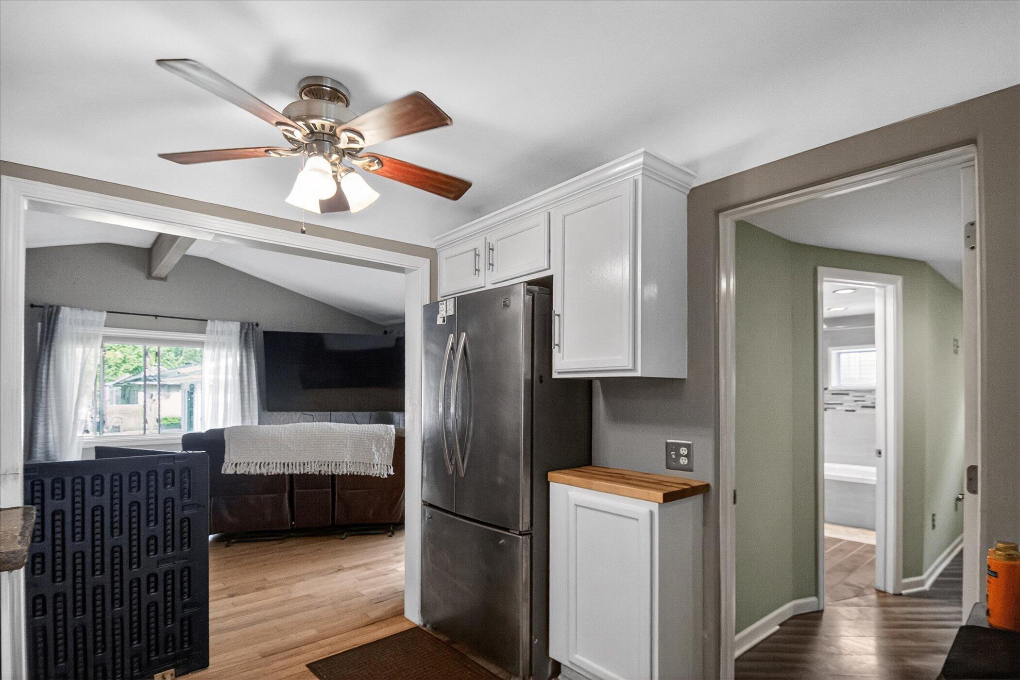 9489 Hyde Road Property Photo 17