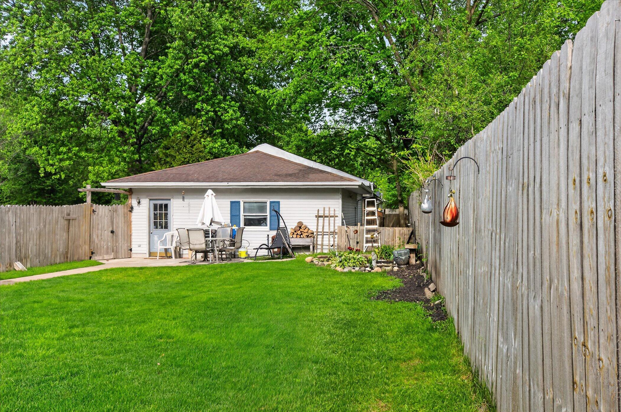9489 Hyde Road Property Photo 38