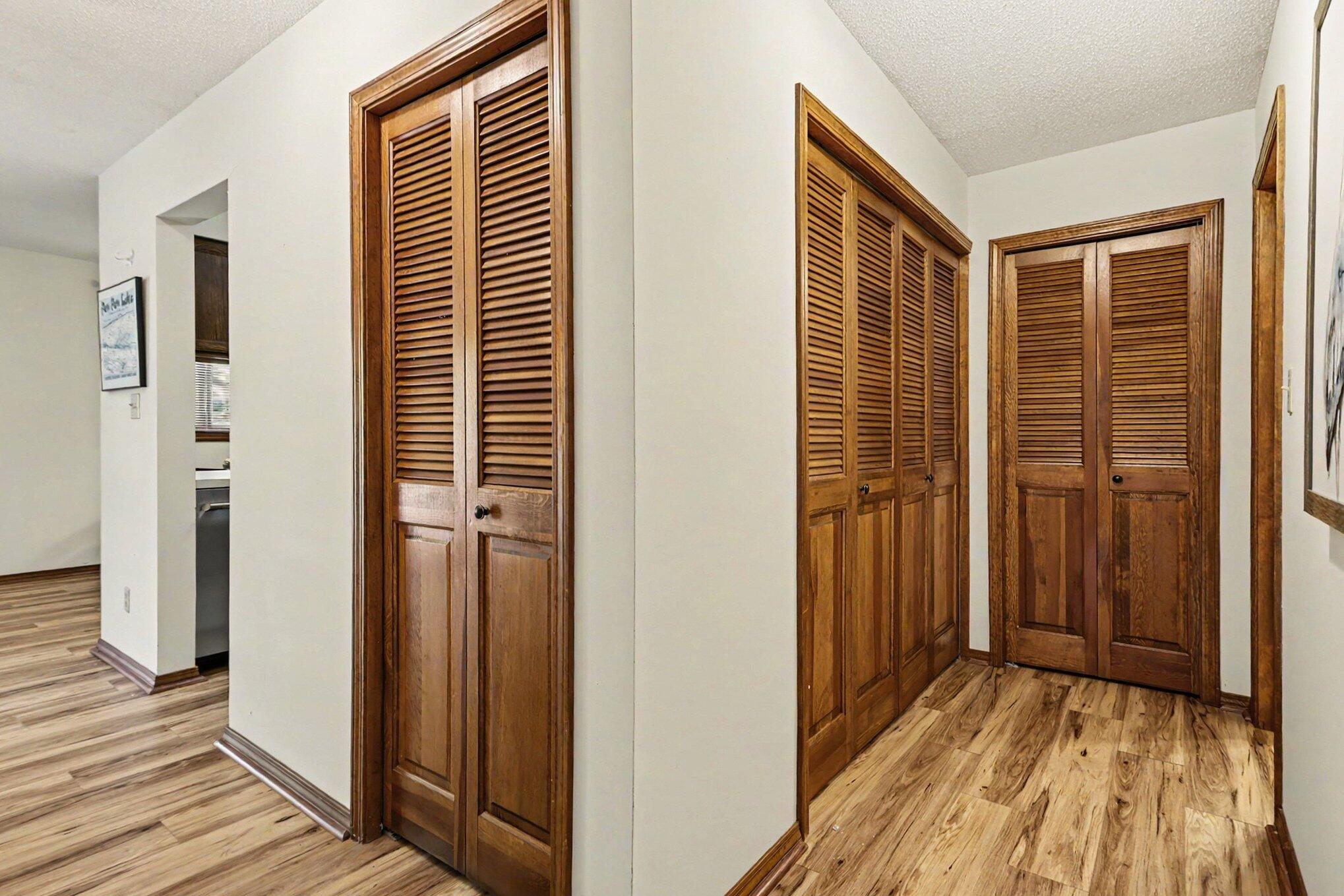 5410 Country Aire Drive 14 Property Photo 21