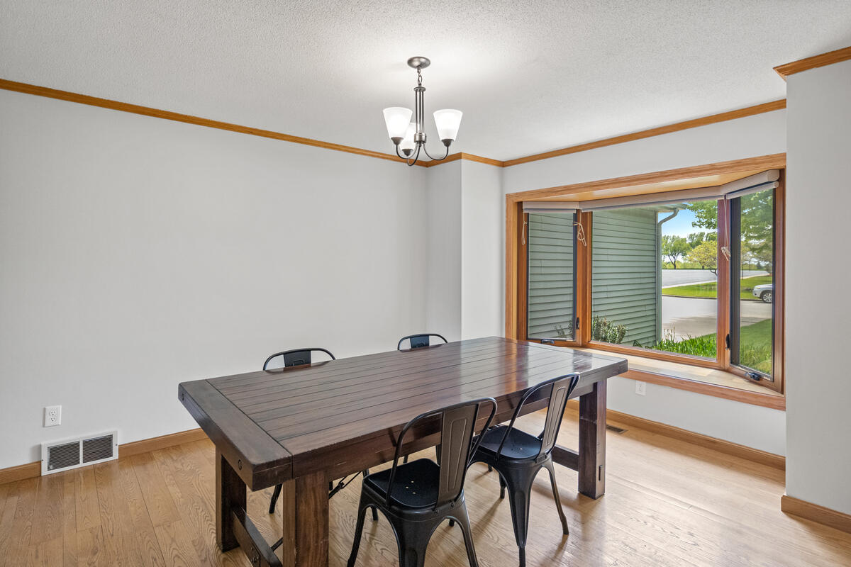 607 Apache Drive Property Photo 12