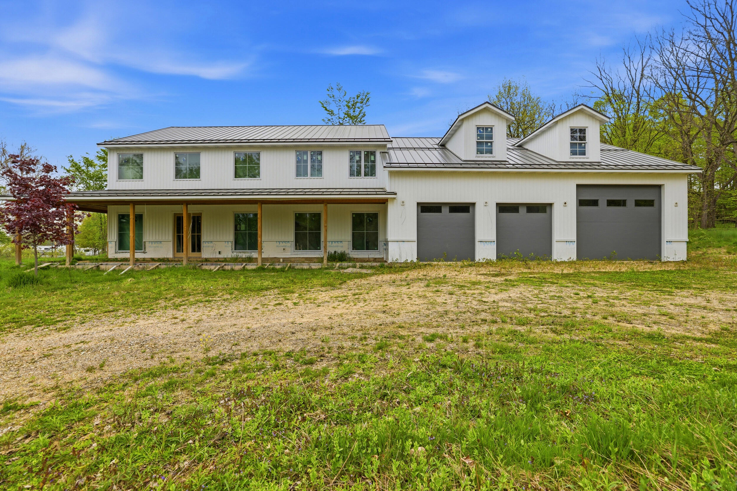 00287 40th Street Property Photo 1